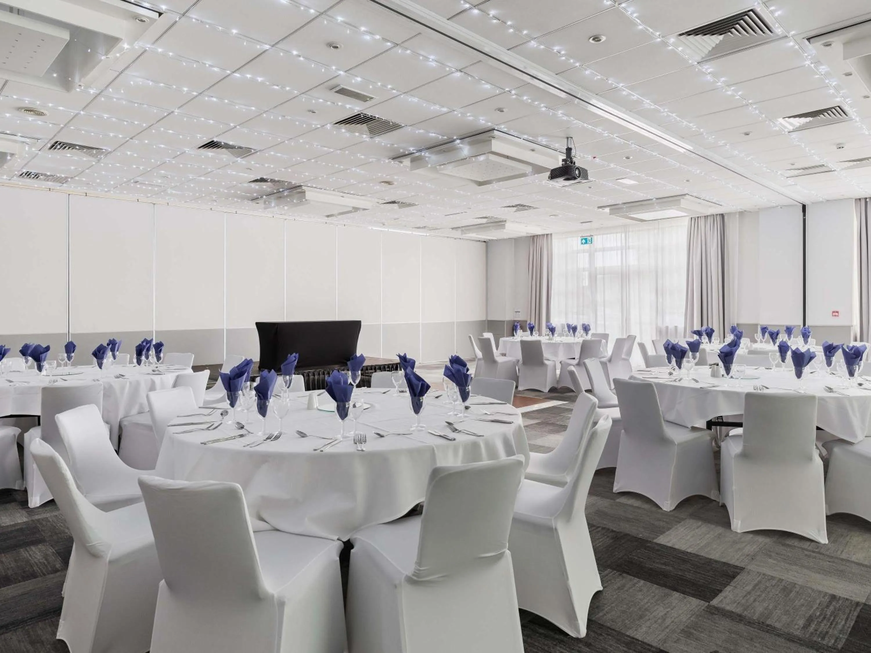 Meeting/conference room in Novotel Southampton