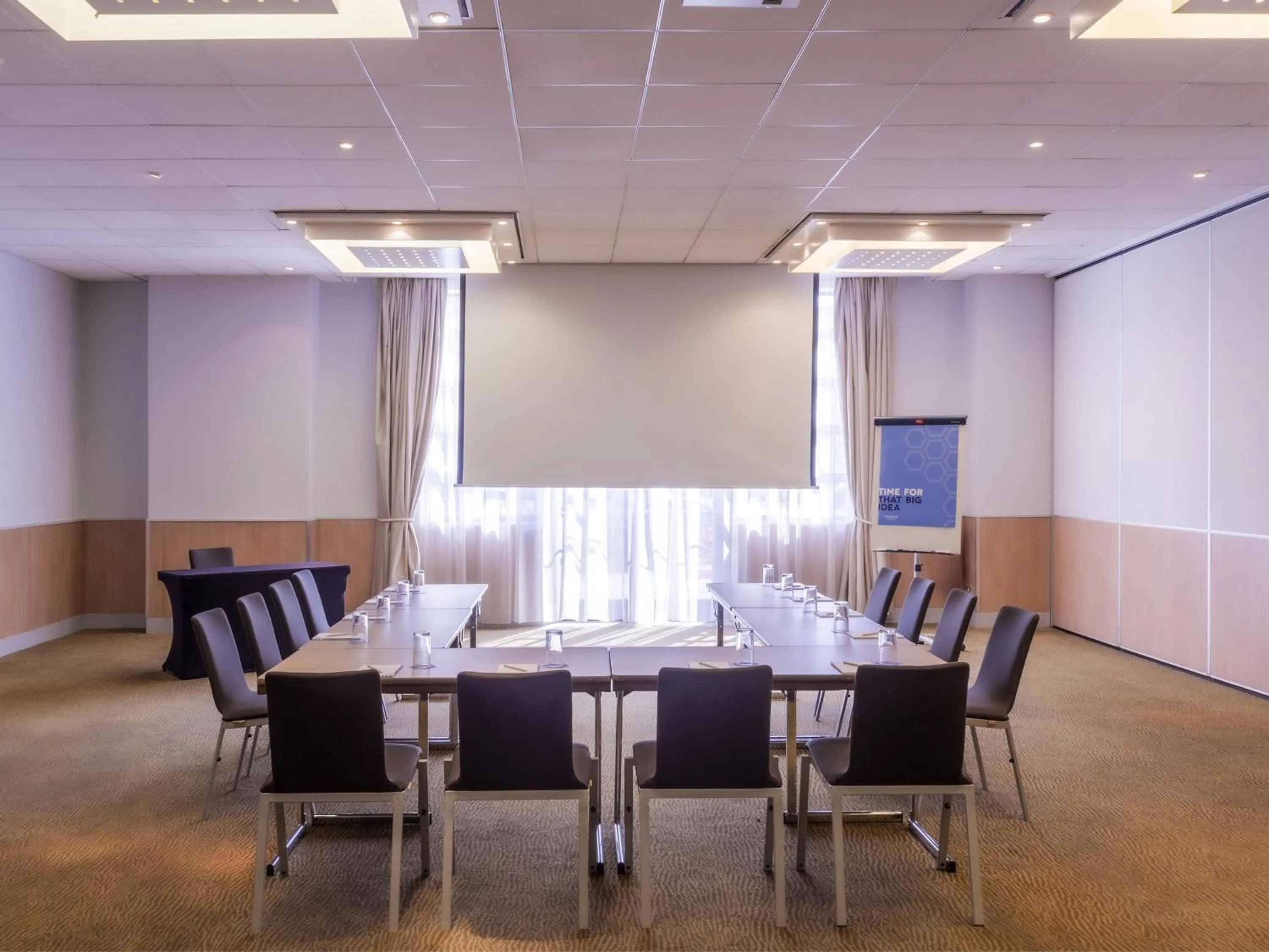 Meeting/conference room in Novotel Southampton