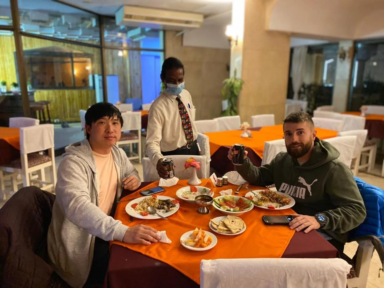 Restaurant/places to eat in Shady Hotel Luxor