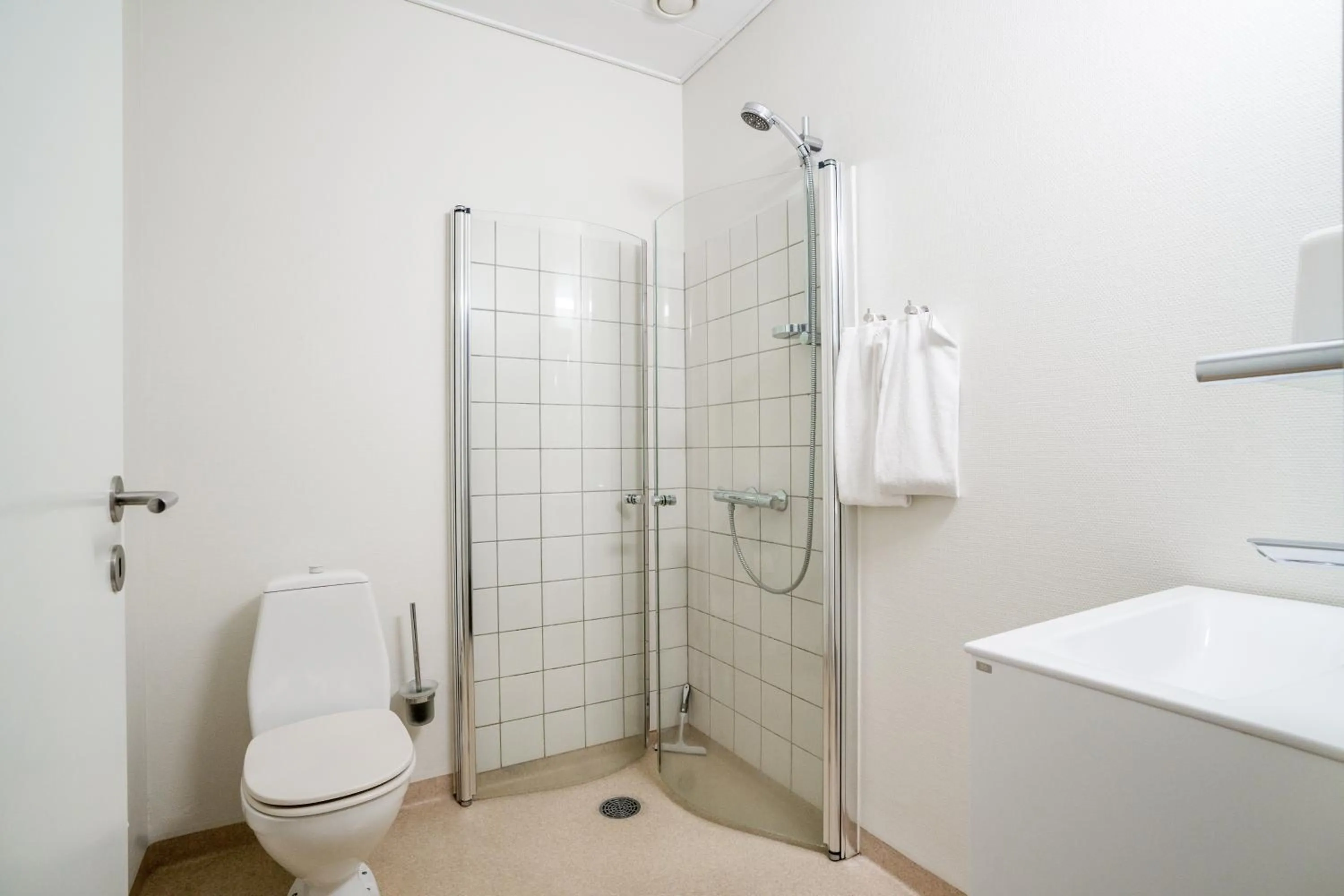 Shower in Hotel Hedemarken