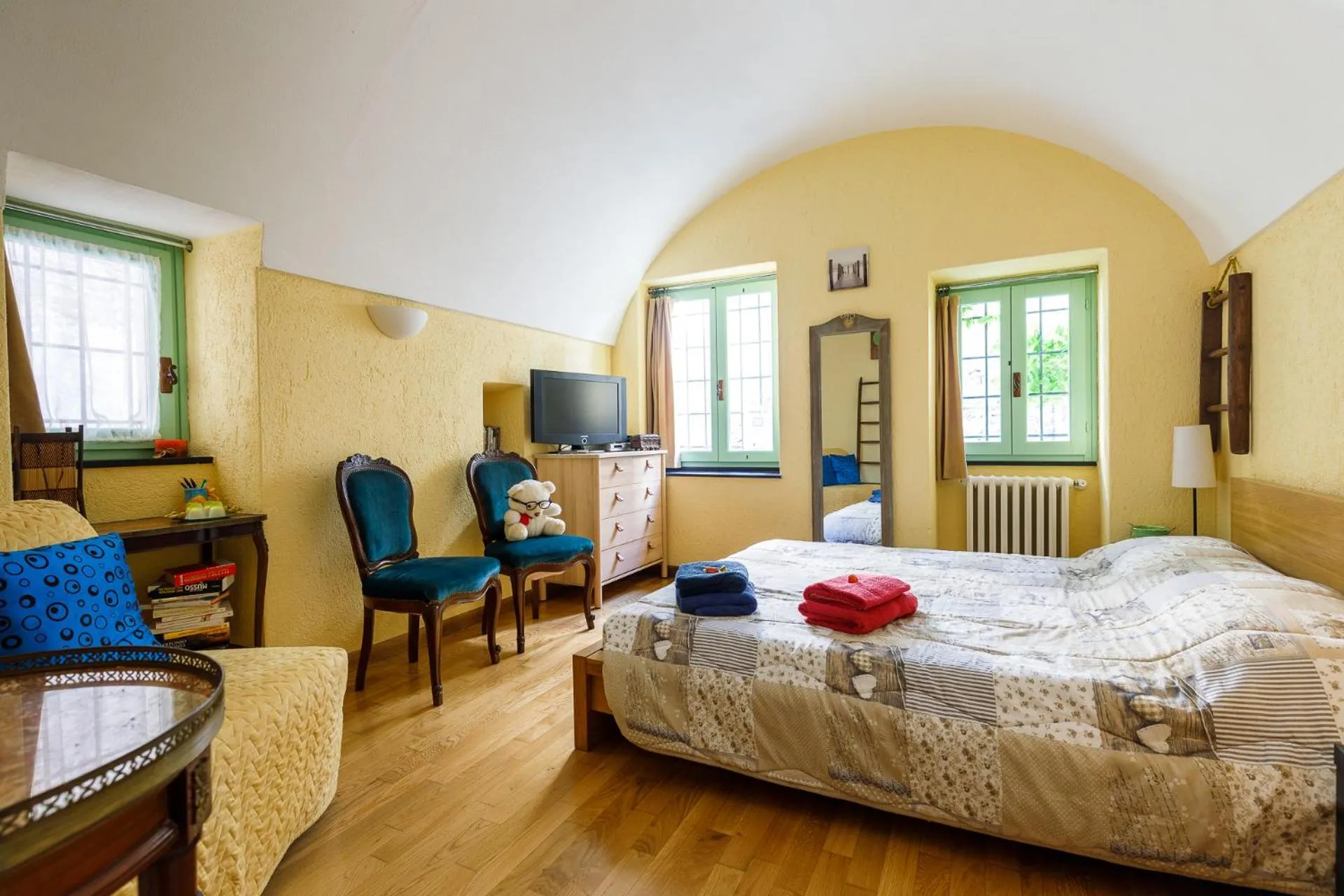 Bedroom, Bed in Arvé Castelbianco - B&B e Appartamento