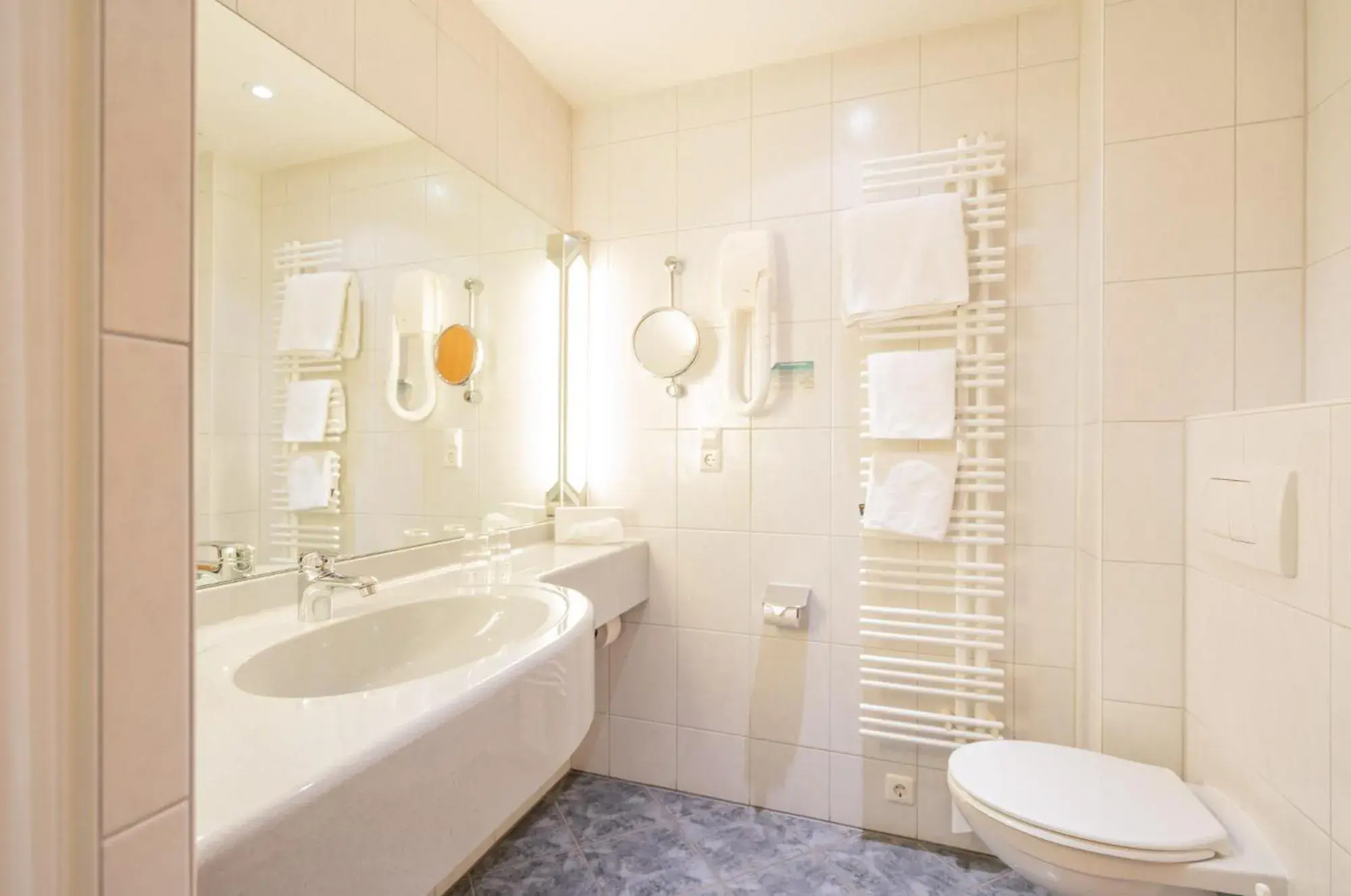 Deluxe Double Room - single occupancy in Hotel-Gasthaus Adler Deluxe Double Room - single occupancy in Hotel-Gasthaus Adler