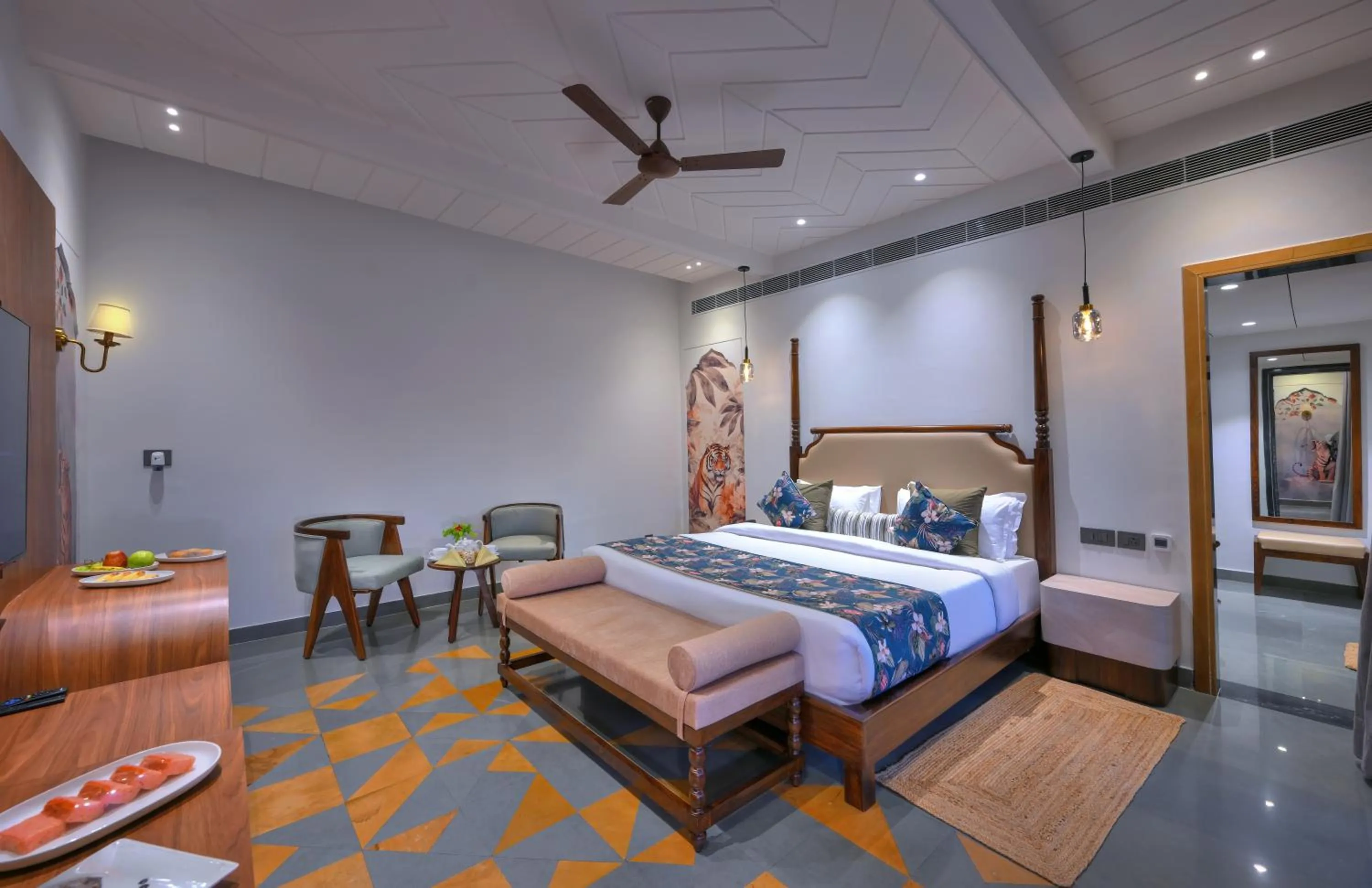 Photo of the whole room, Bed in Ranthambore Bagh Palace