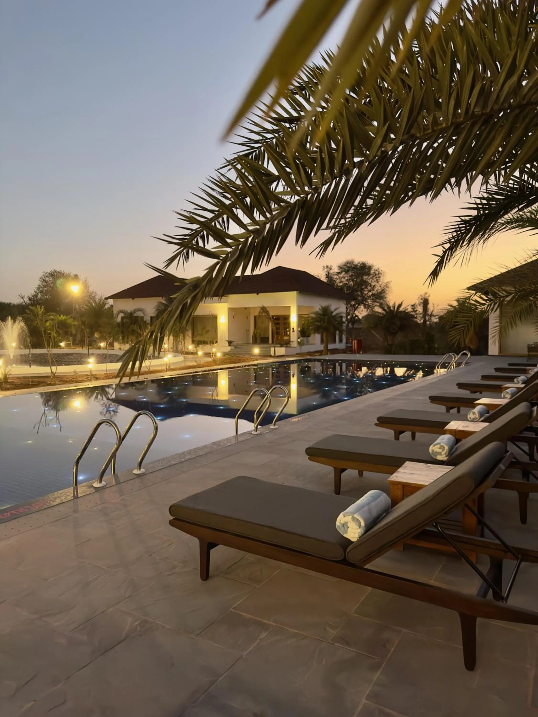 Swimming pool in Ranthambore Bagh Palace