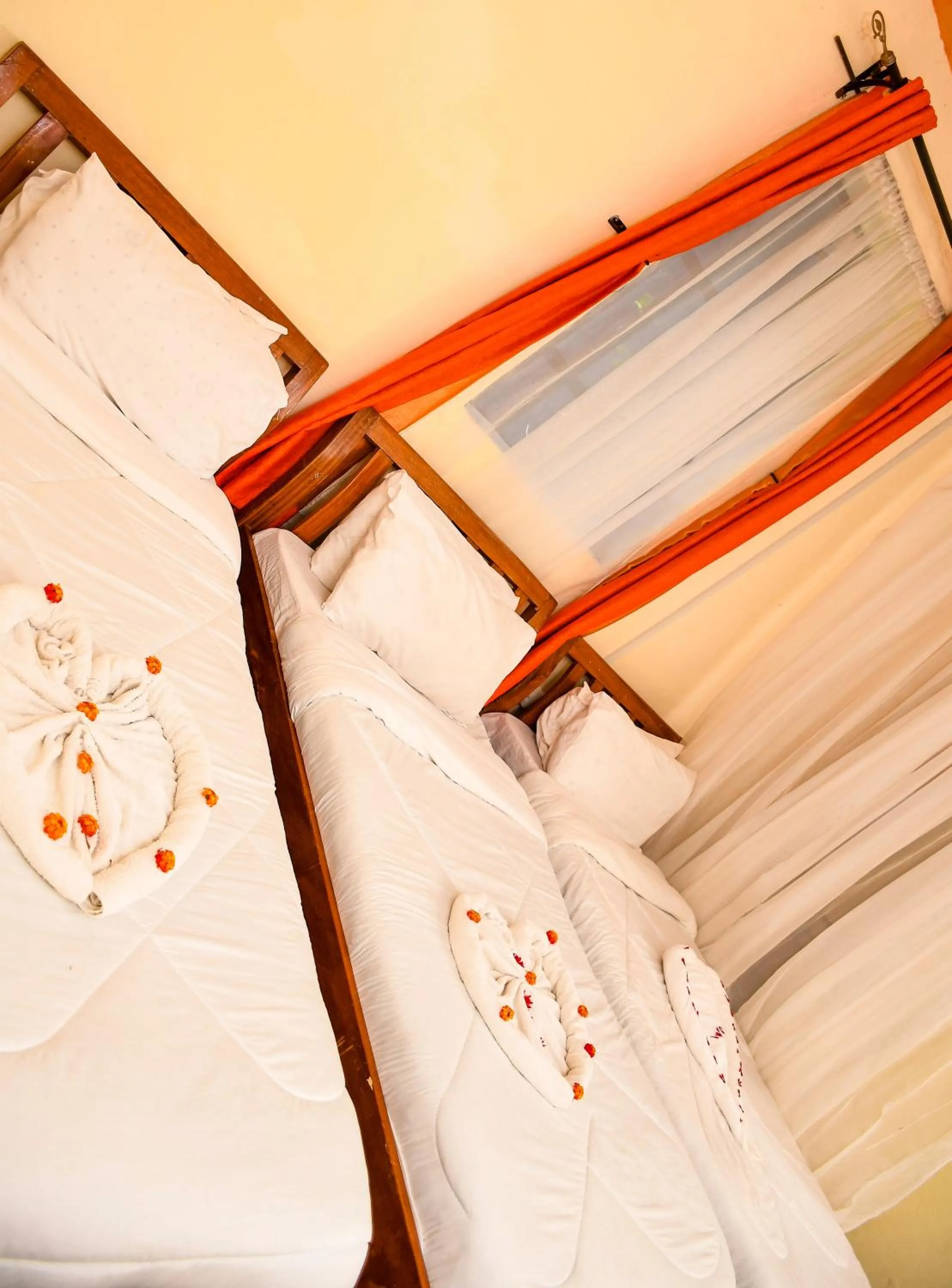 Bed in Dovenest Lodge