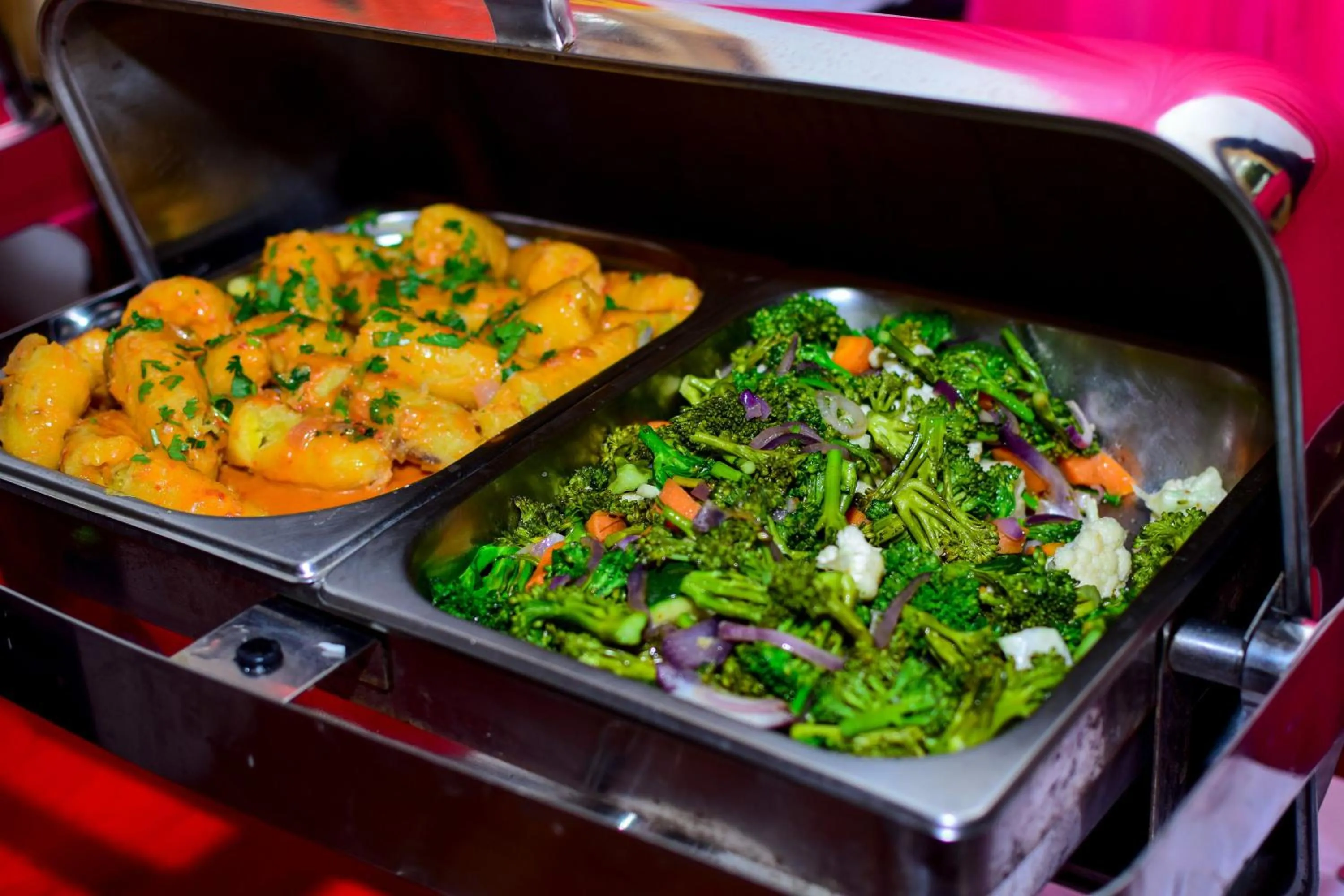 Food in Dovenest Lodge