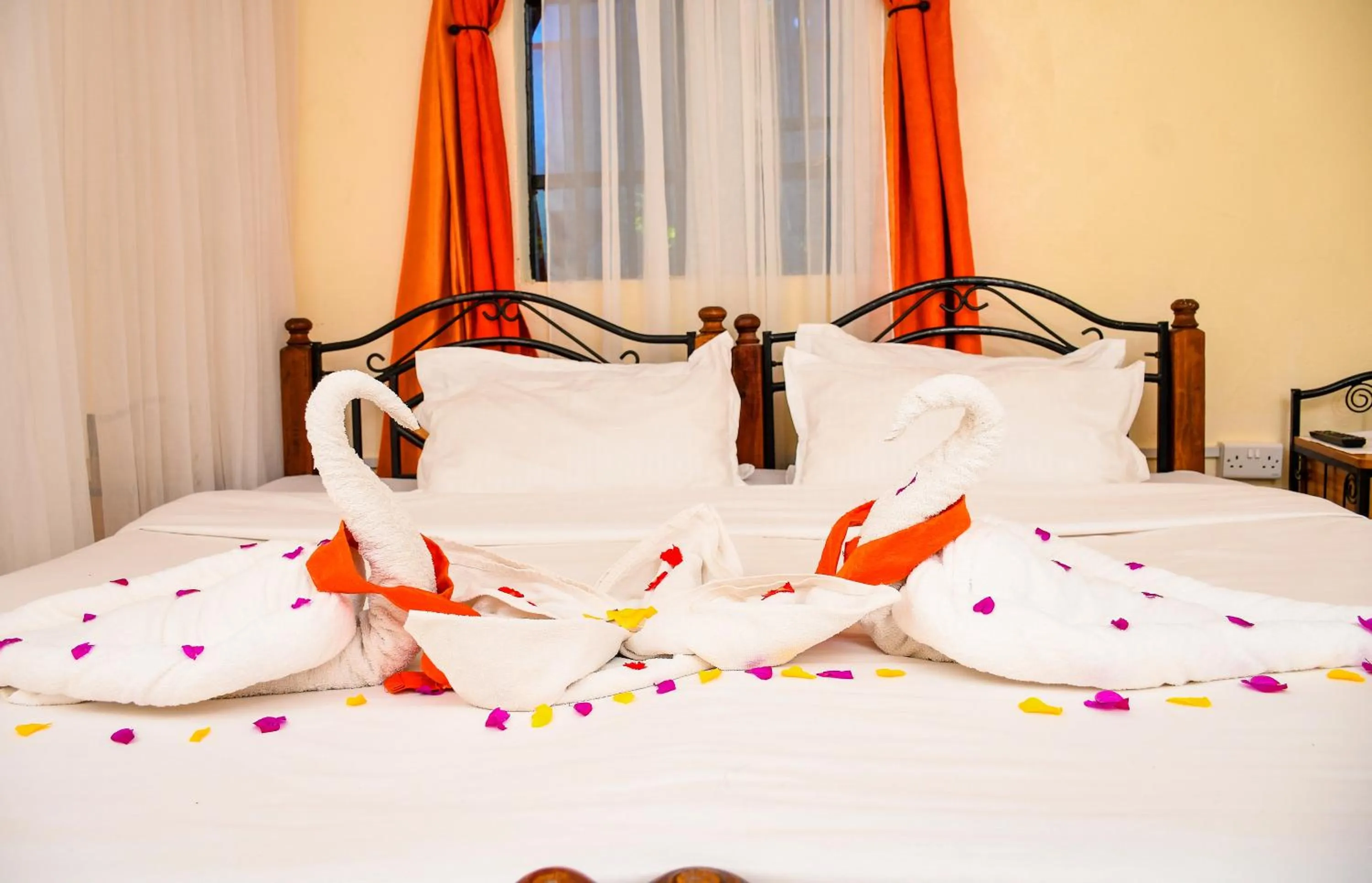 Bed in Dovenest Lodge