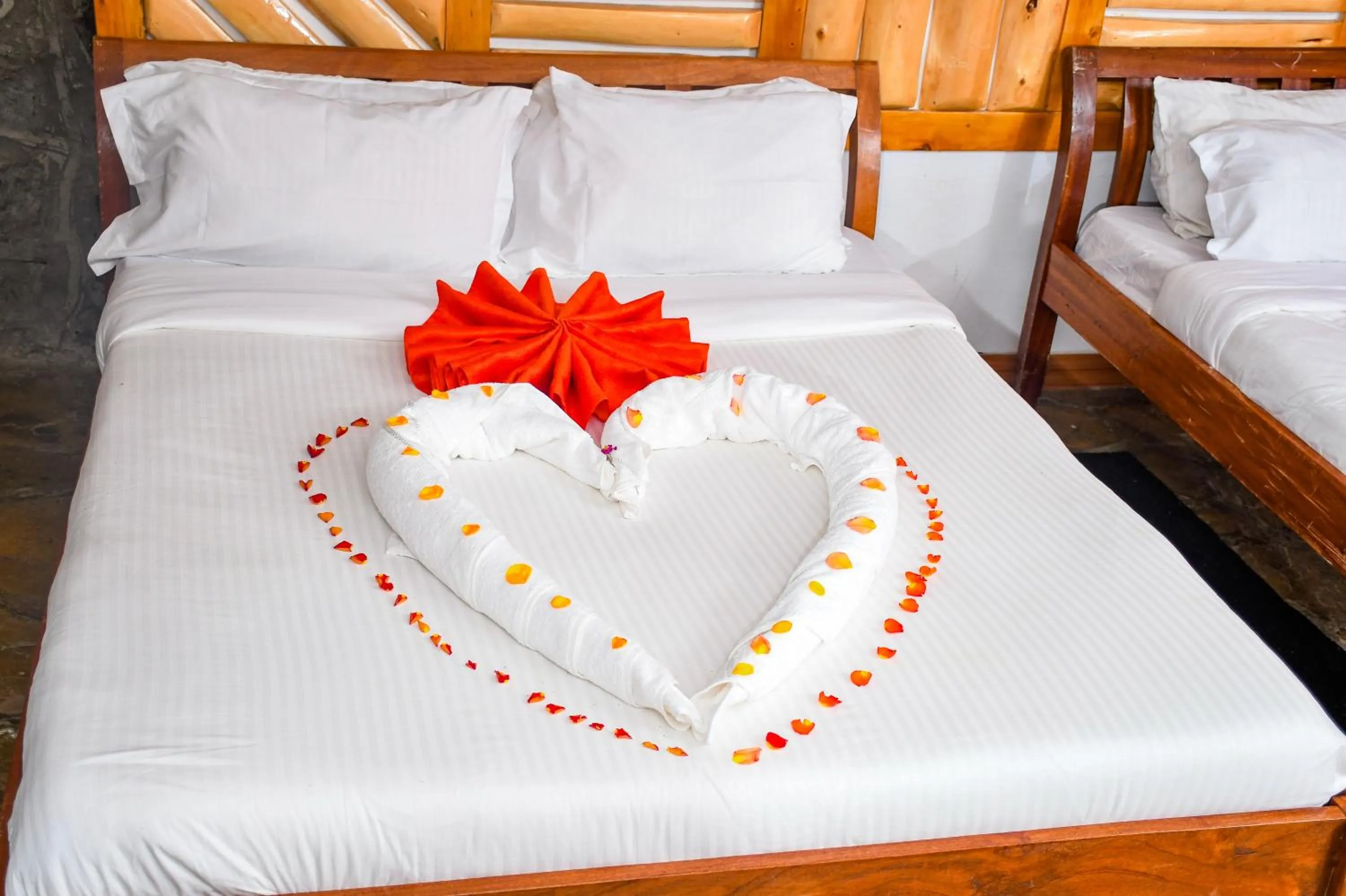 Bed in Dovenest Lodge