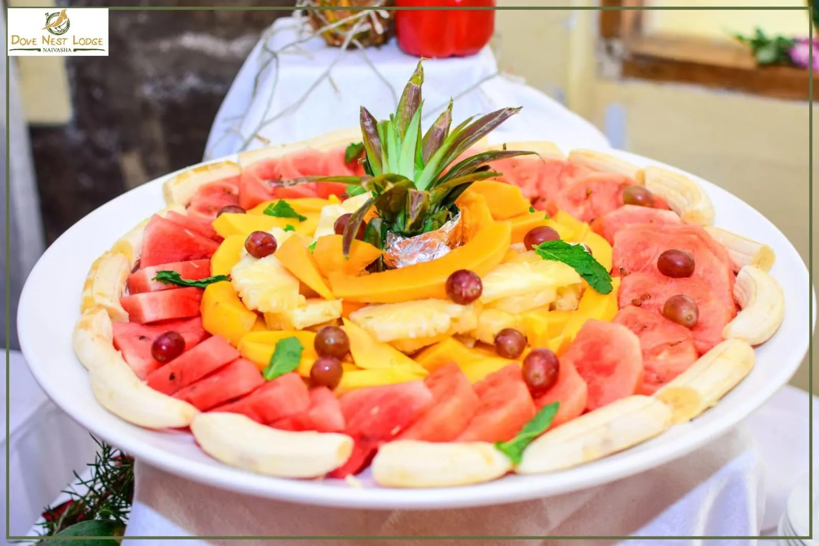 Buffet breakfast in Dovenest Lodge