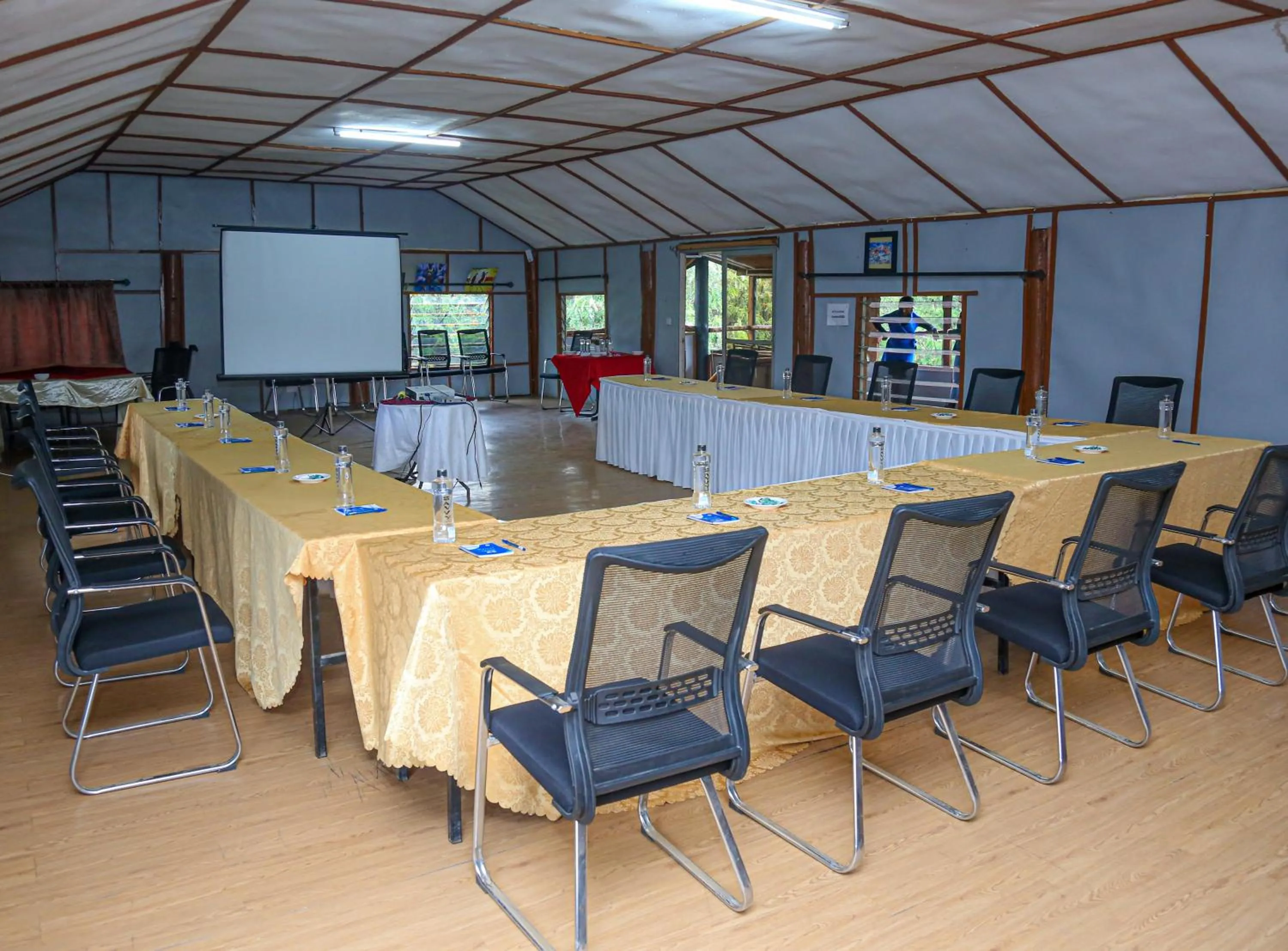 Meeting/conference room in Dovenest Lodge