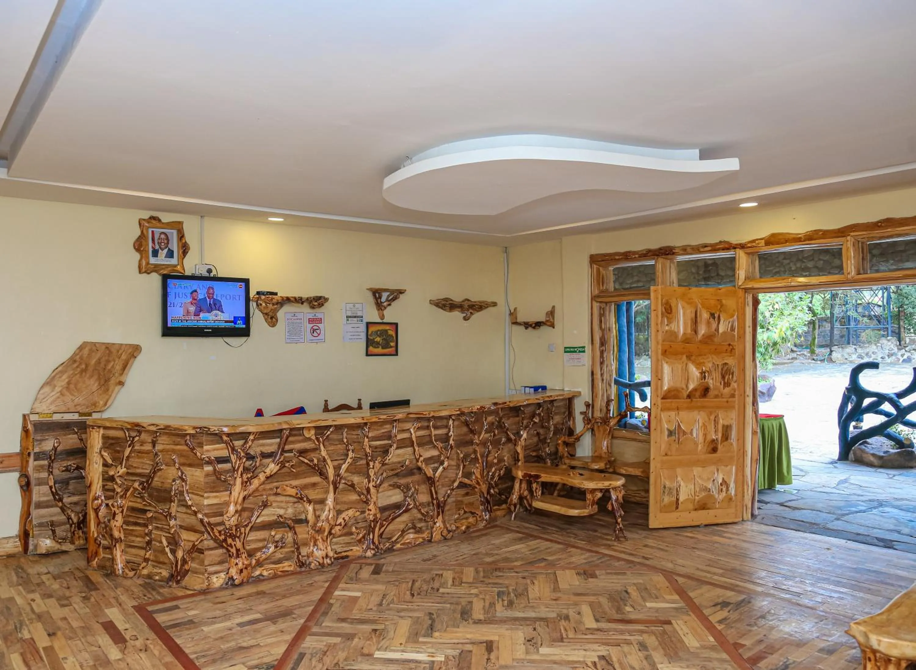 TV and multimedia in Dovenest Lodge