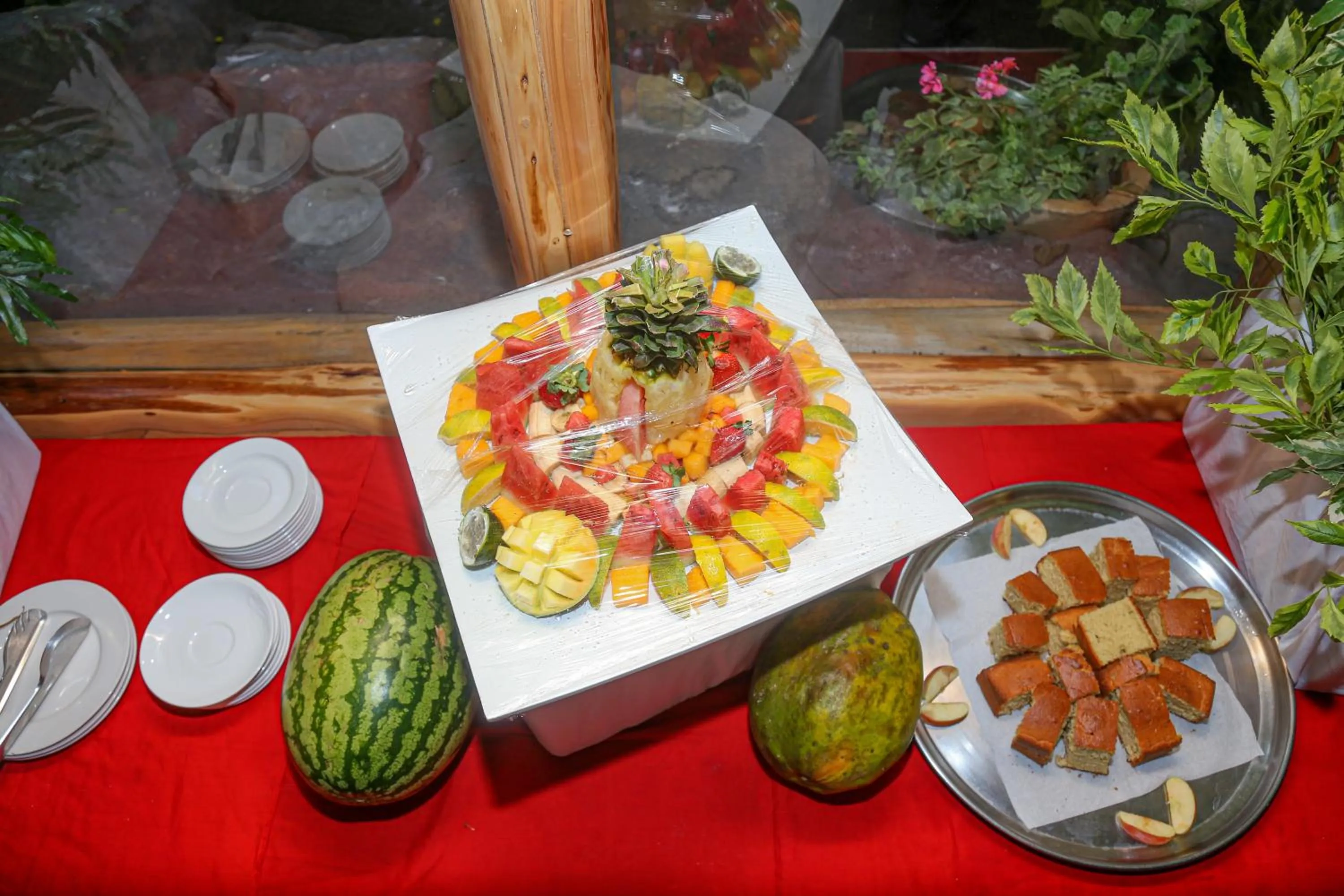 Buffet breakfast in Dovenest Lodge