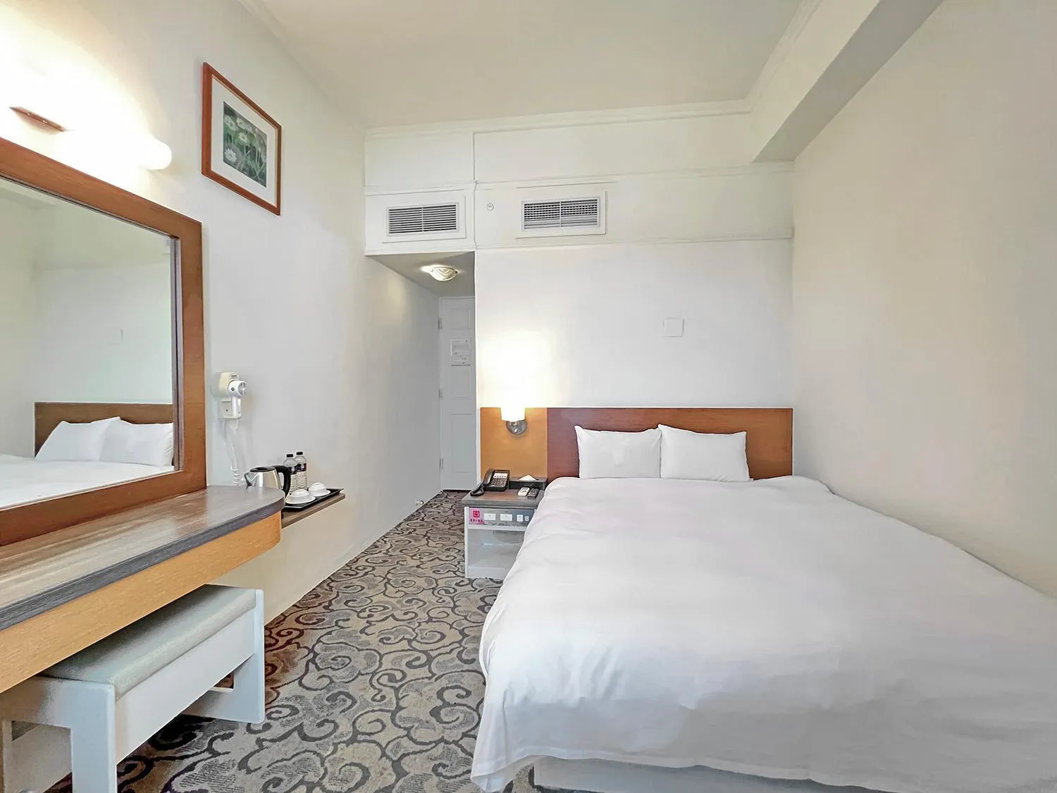 Bed in Foung Kou Hotel