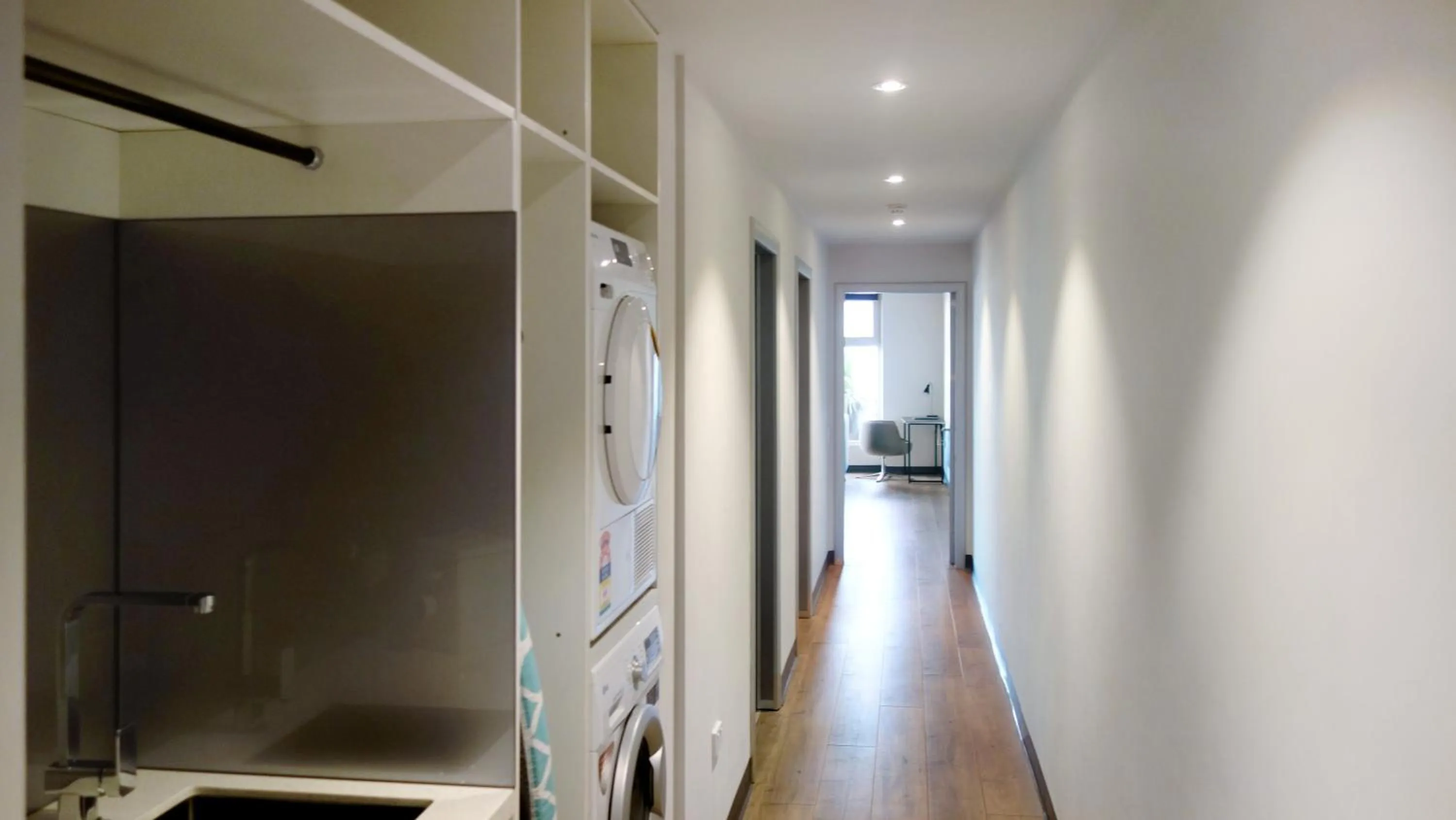 laundry in Semaphore Splash Apartments