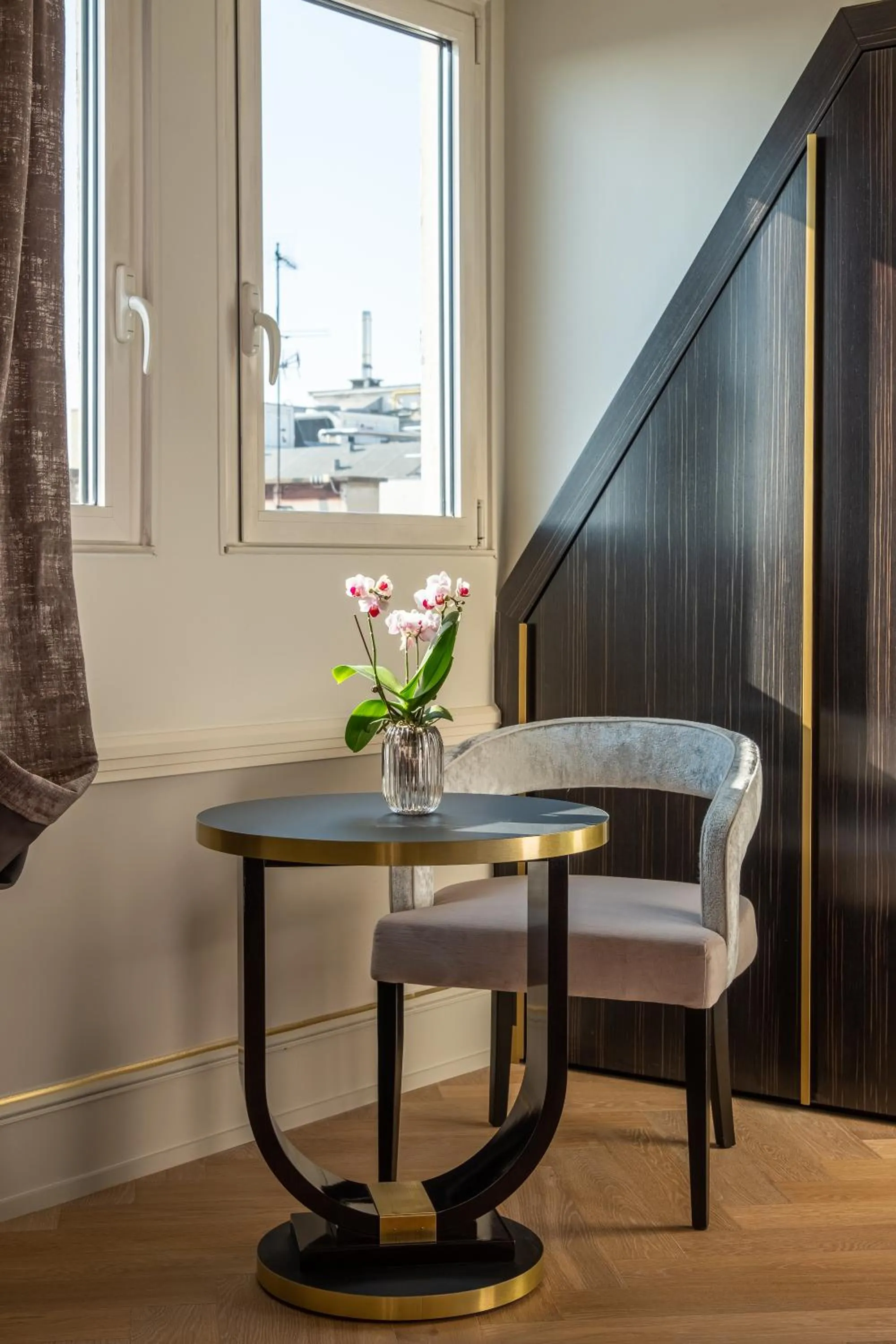 Decorative detail in Hôtel Elysia by Inwood Hotels