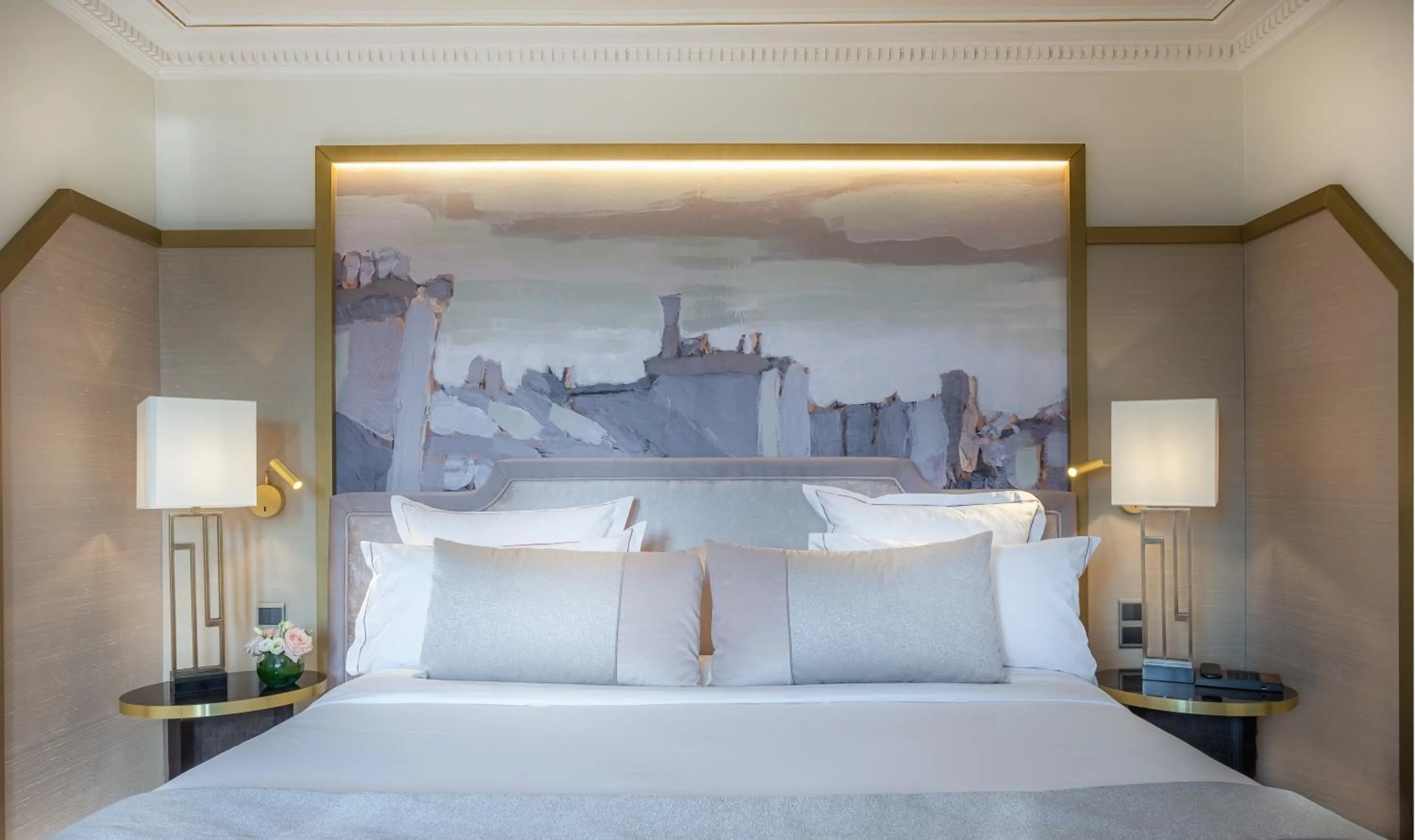 Bed in Hôtel Elysia by Inwood Hotels