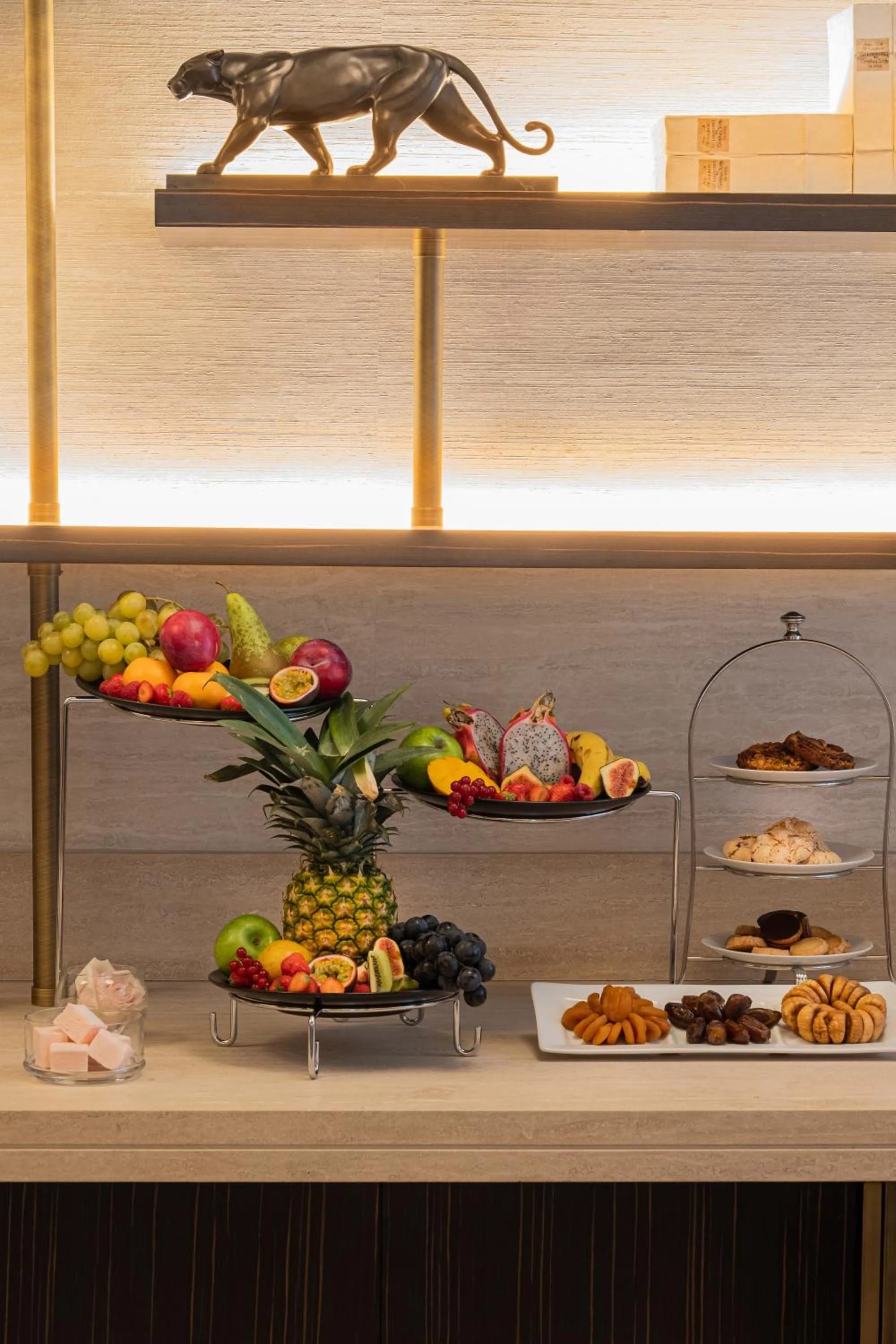 Buffet breakfast in Hôtel Elysia by Inwood Hotels