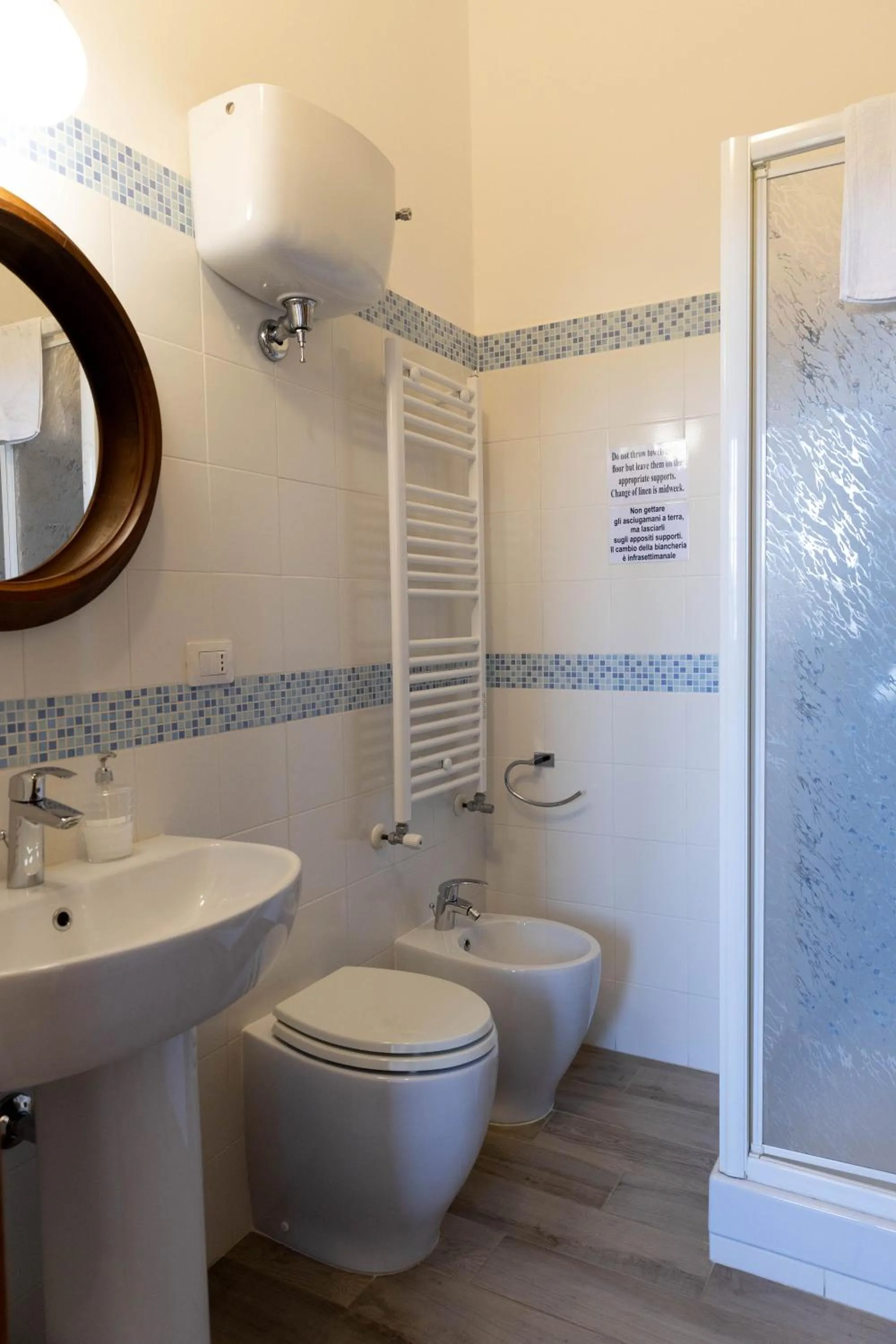 Shower in B&B Cavalieri