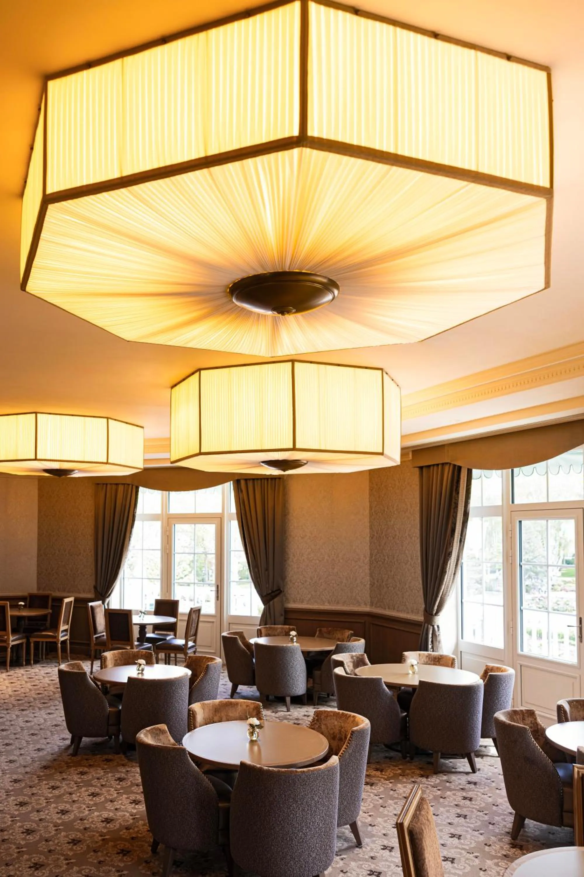 Lounge or bar in Disneyland® Hotel