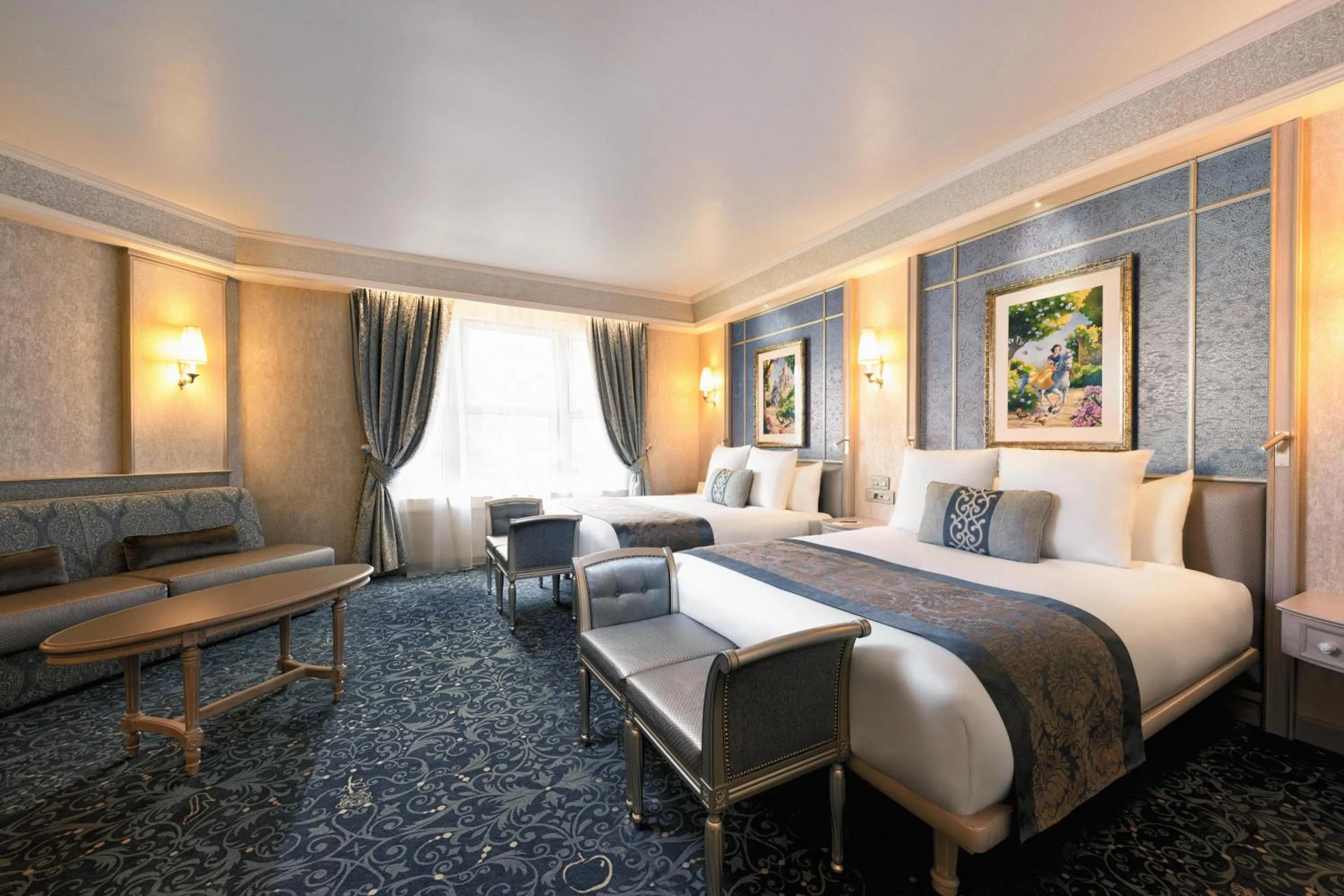 Bedroom, Bed in Disneyland® Hotel