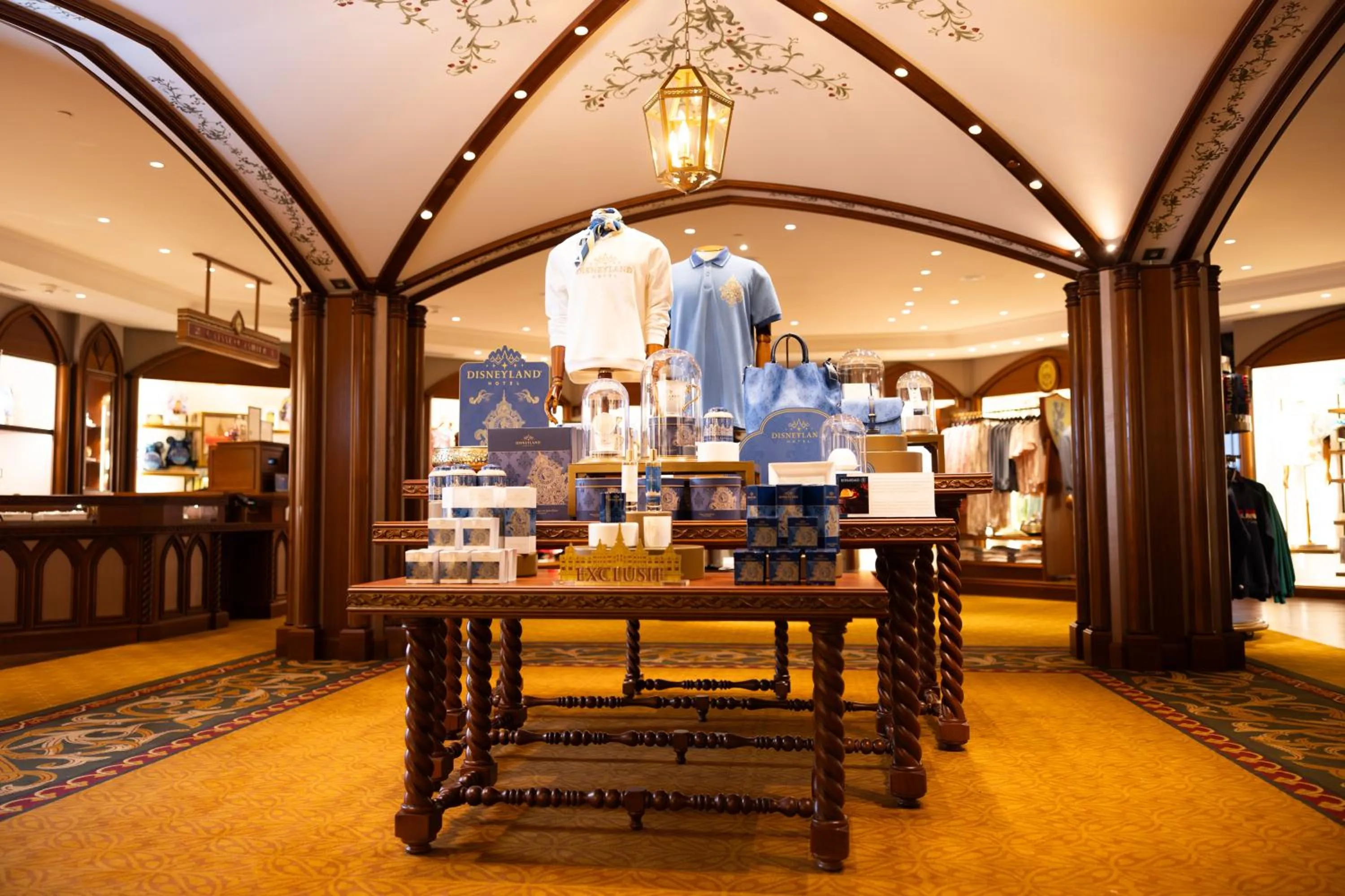 On-site shops in Disneyland® Hotel
