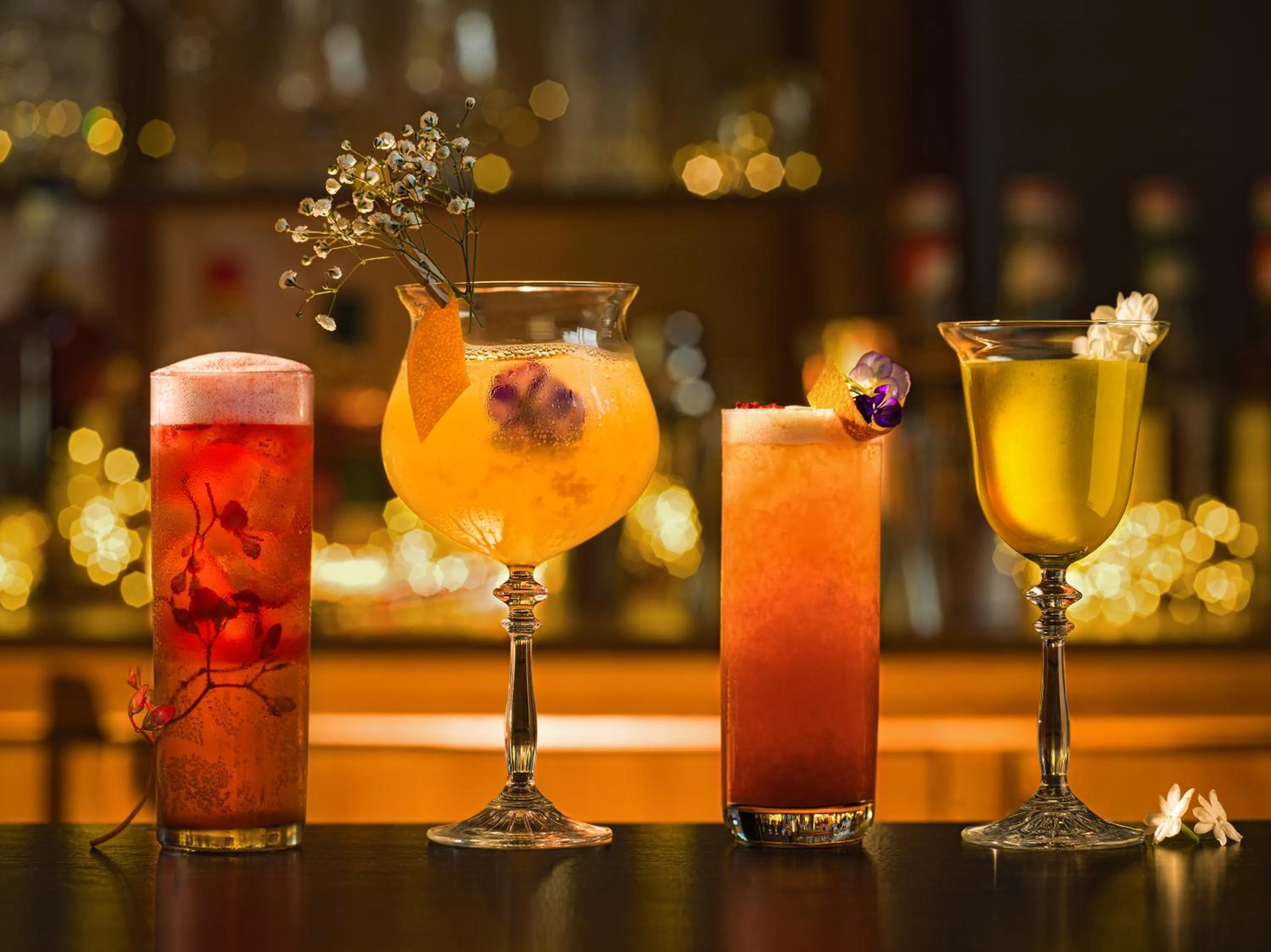 Lounge or bar in Disneyland® Hotel