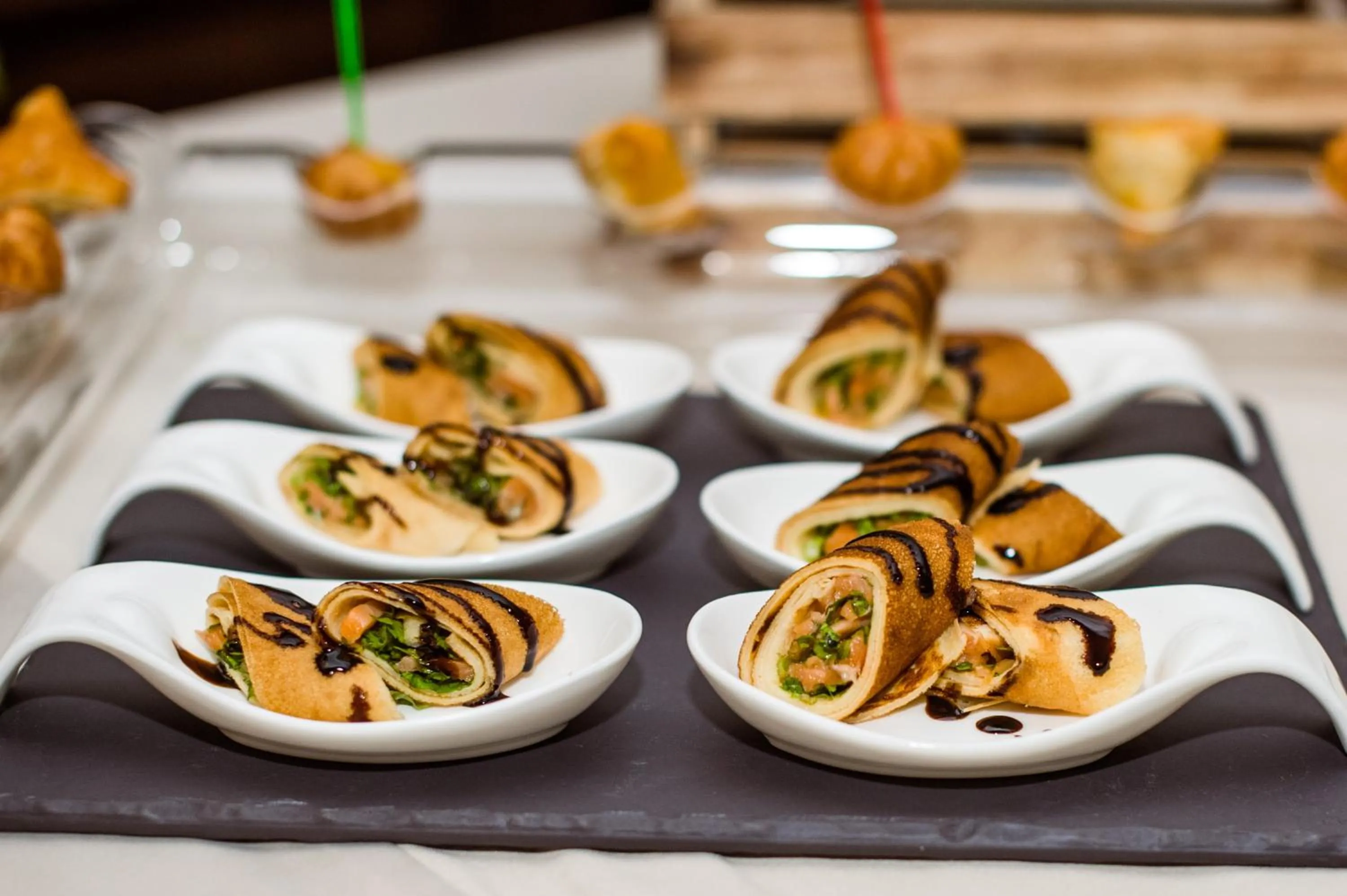 Restaurant/places to eat in Alanda Hotel