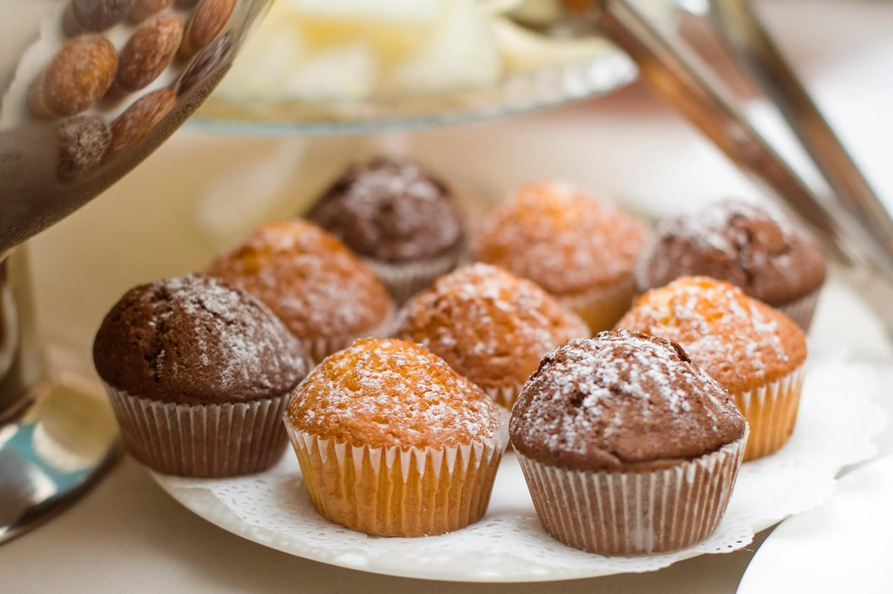 Restaurant/places to eat in Alanda Hotel