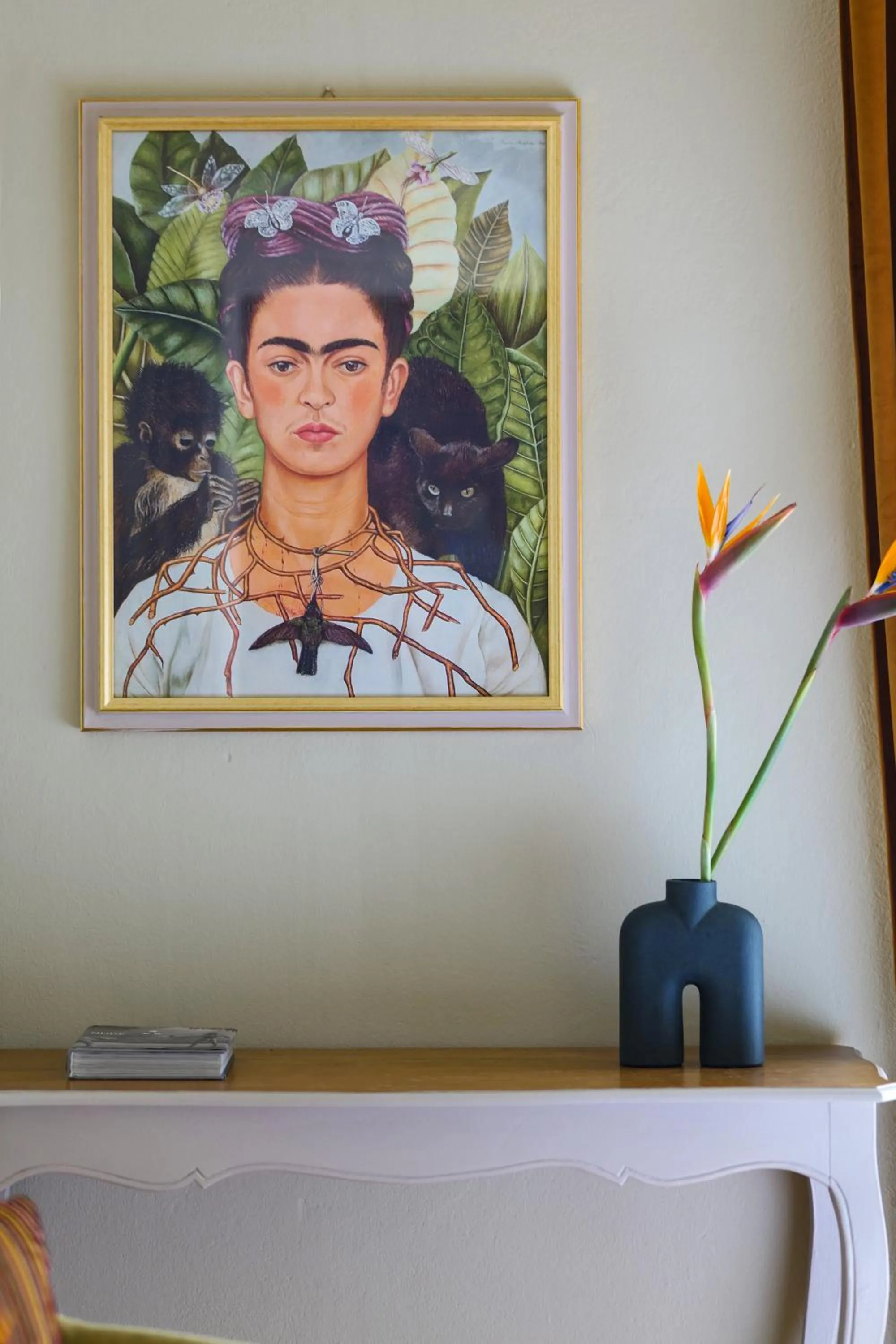 Decorative detail in House of Frames