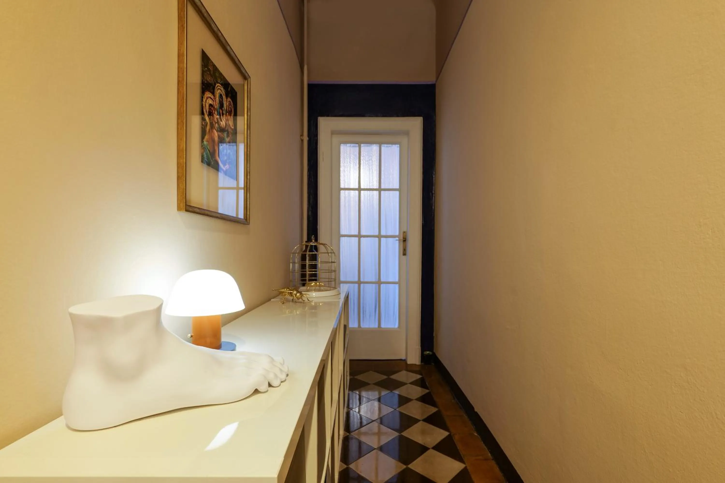 Lobby or reception, Bed in House of Frames