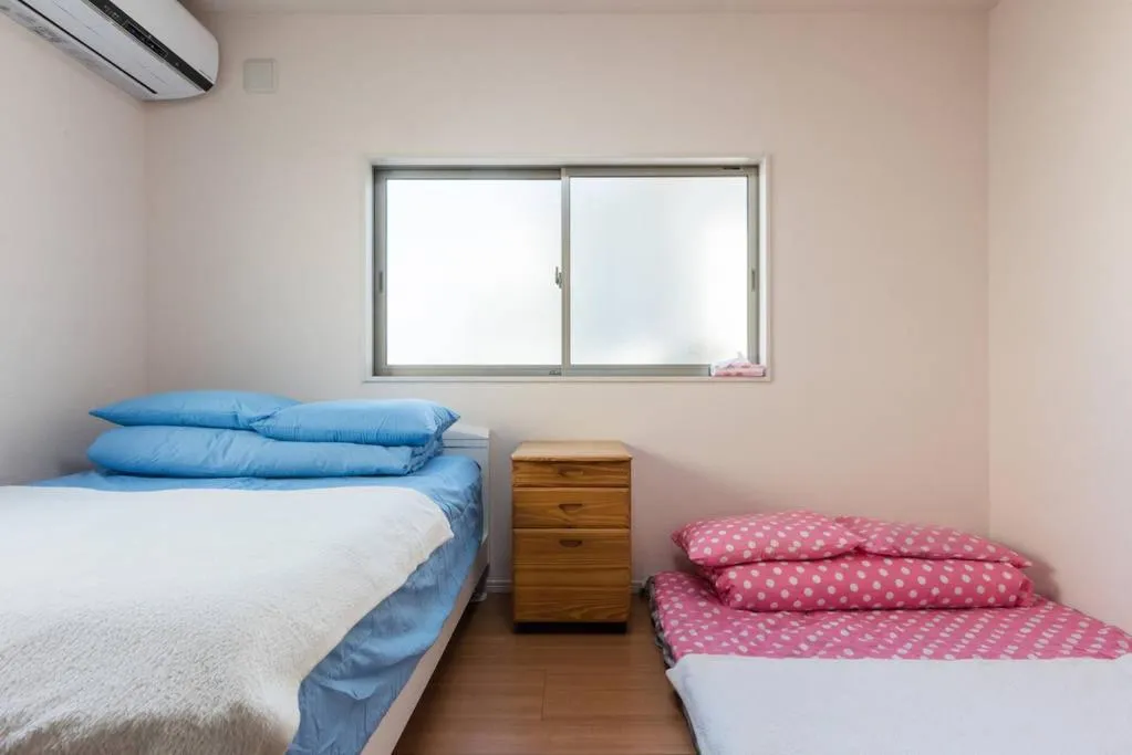 Bedroom, Bed in Hinode House