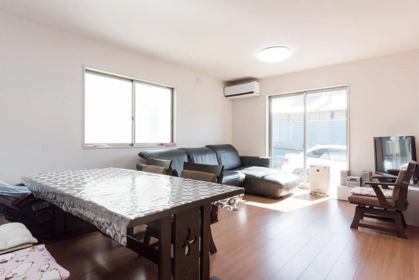 Living room in Hinode House