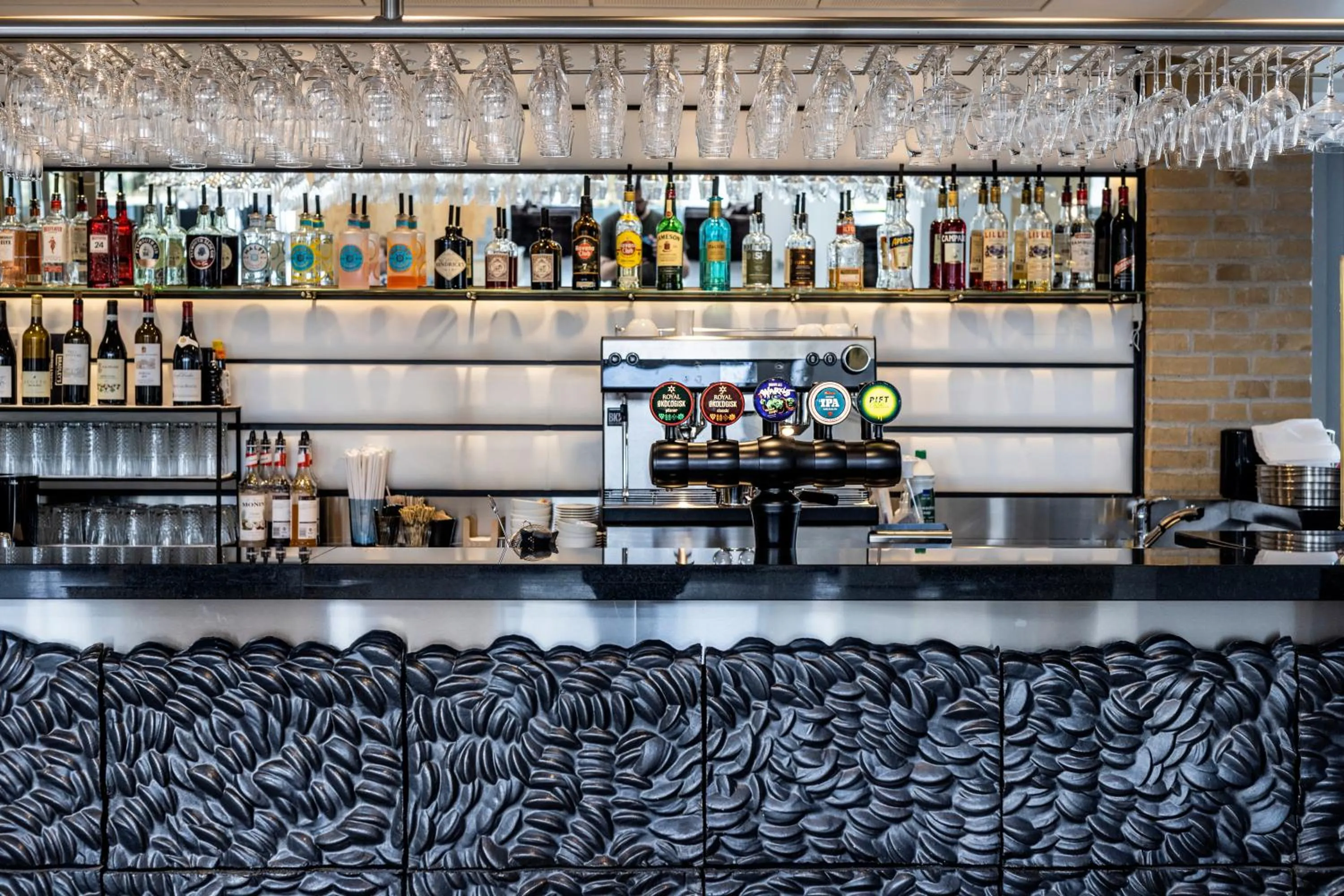 Lounge or bar in Scandic Opus Horsens