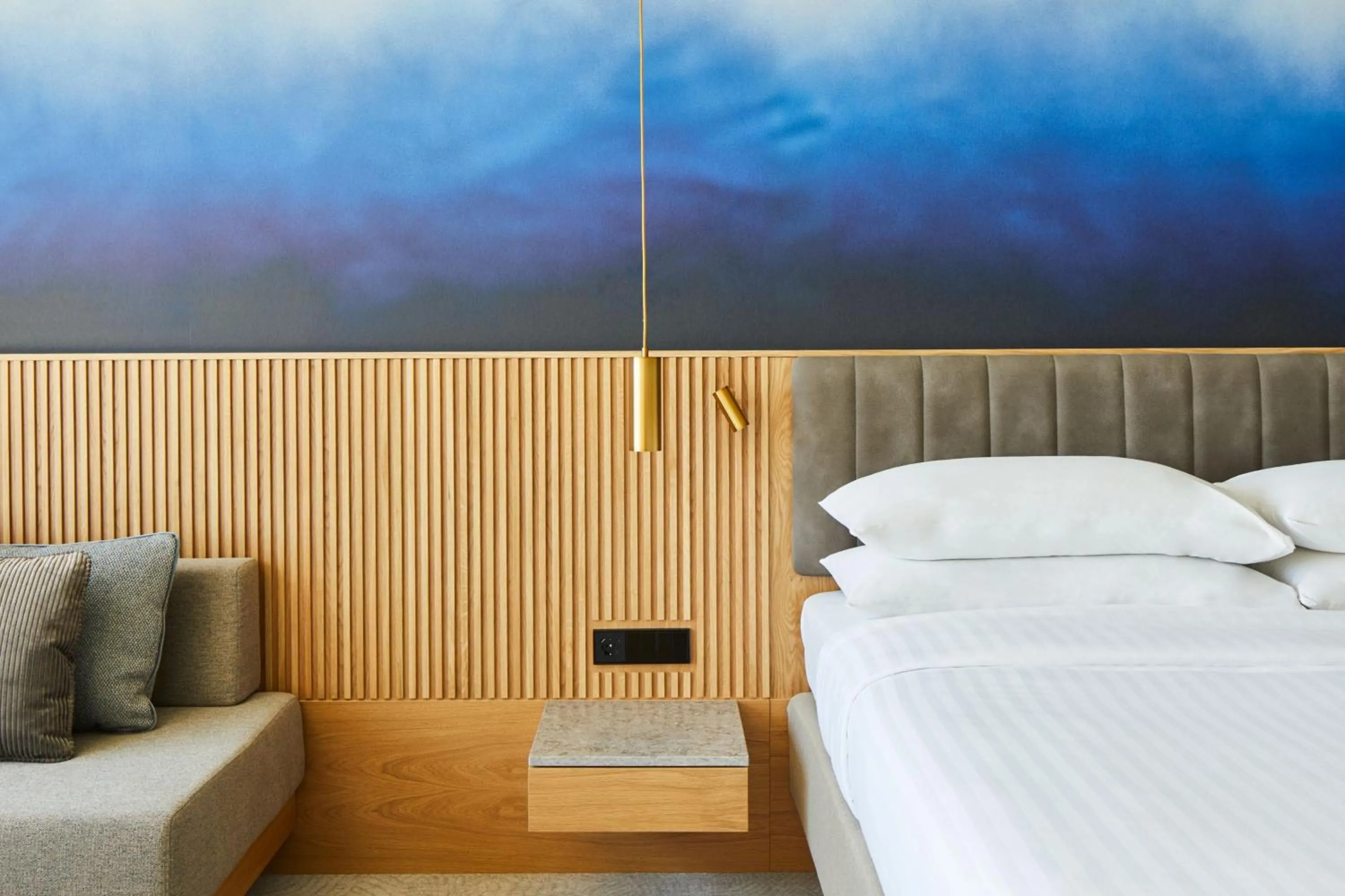 Photo of the whole room, Bed in Copenhagen Marriott Hotel