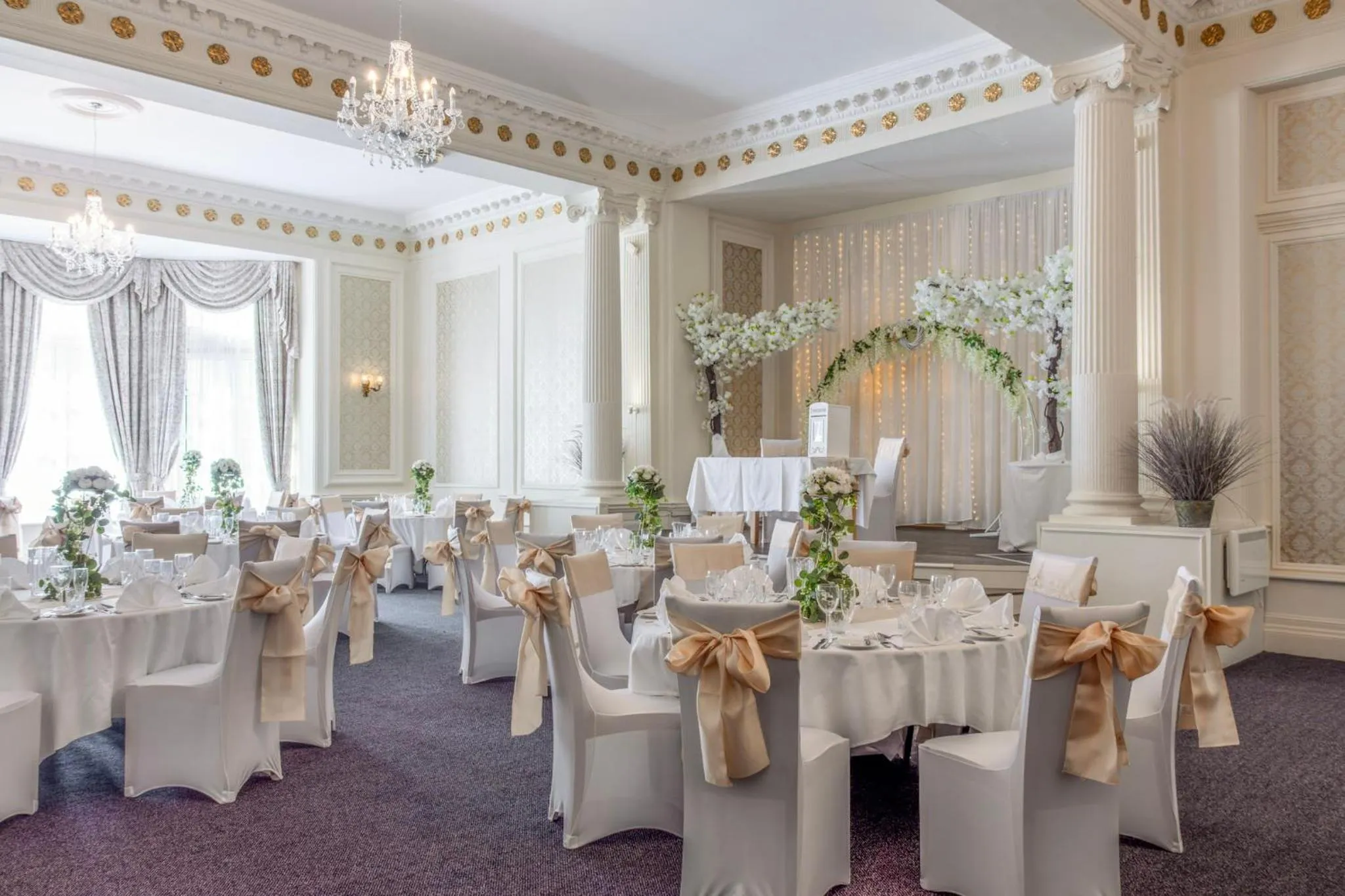 wedding in The Grand Burstin Hotel