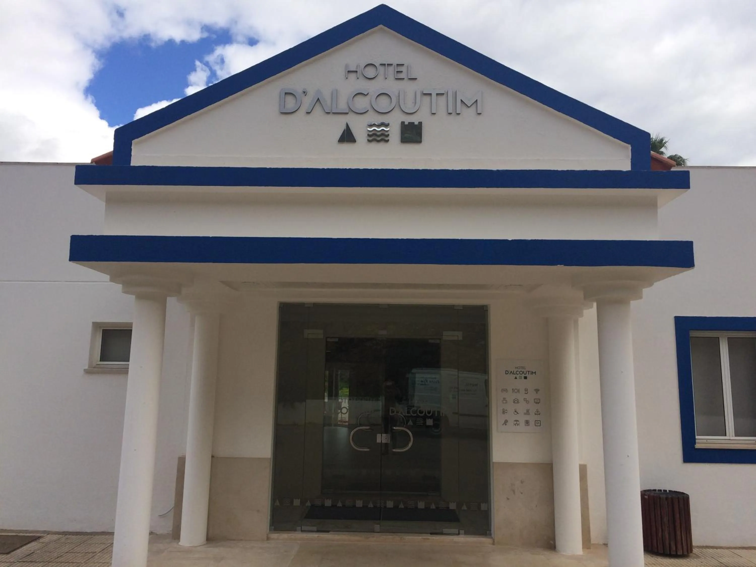 Facade/entrance in Hotel D'Alcoutim