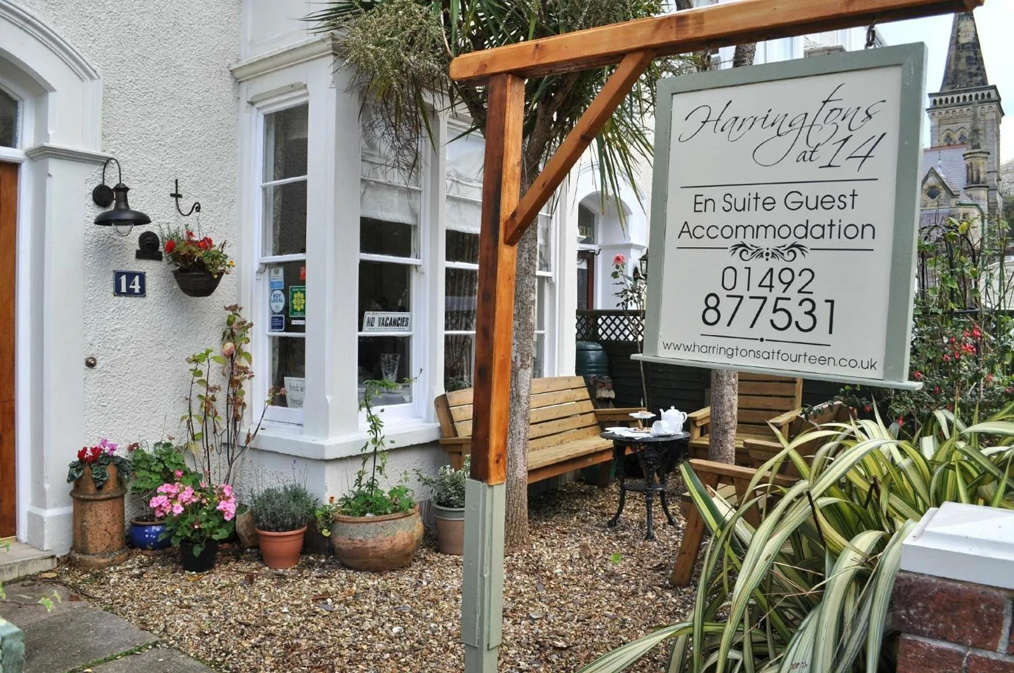 Property building in Harringtons at 14