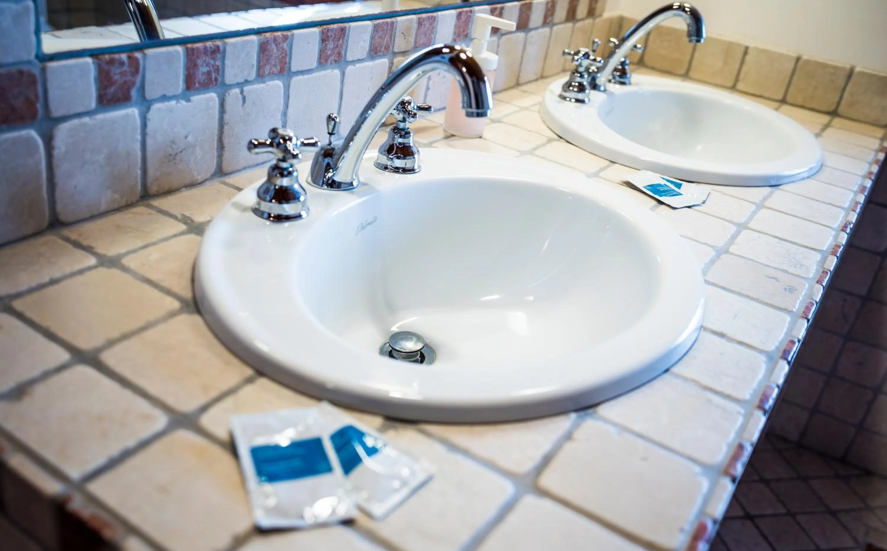 Bathroom in La Casa di Ilde al Duomo - Ortigia Holidays