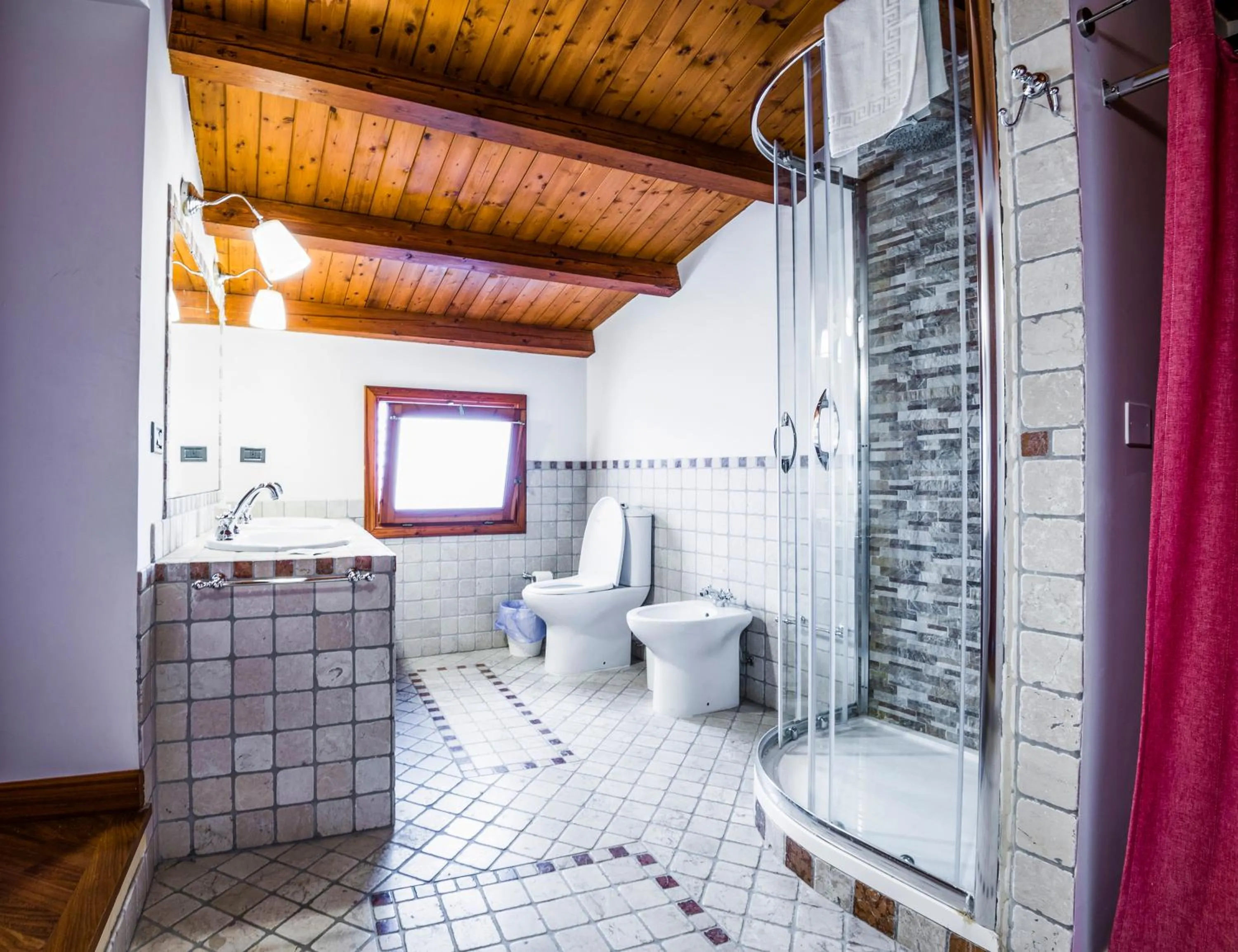 Bathroom in La Casa di Ilde al Duomo - Ortigia Holidays
