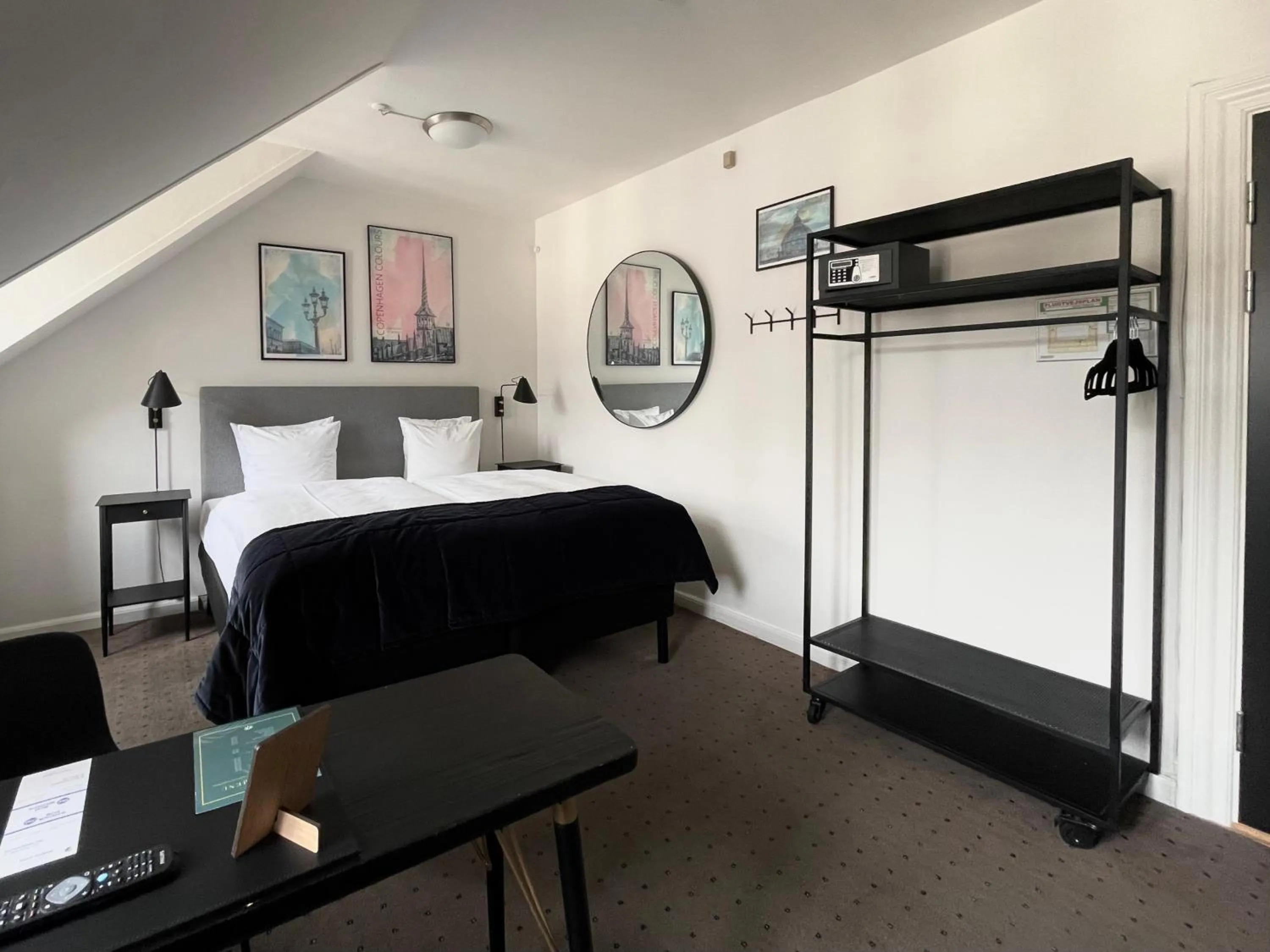 Bedroom, Bed in Best Western Hotel Hebron