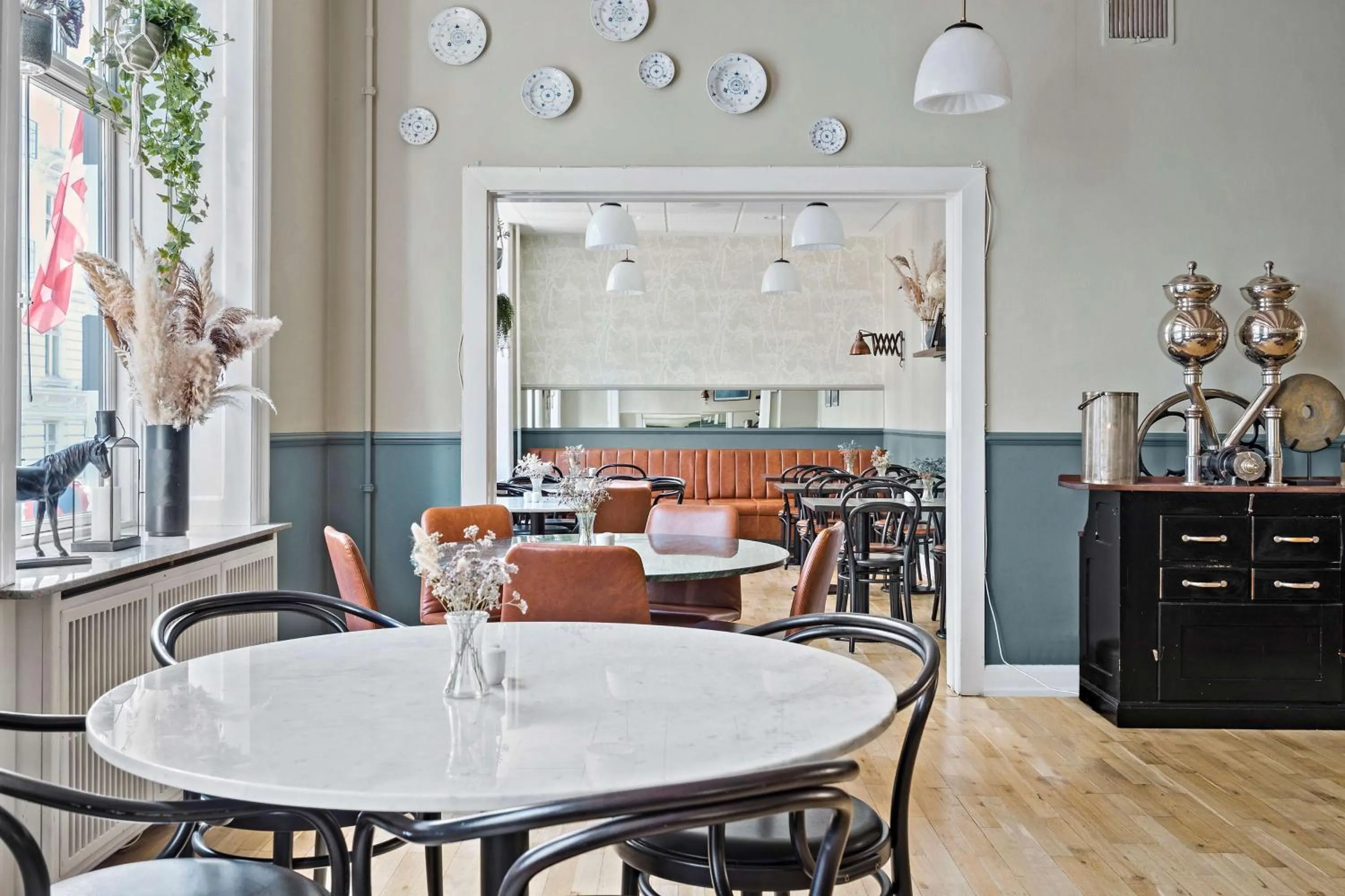 Restaurant/places to eat in Best Western Hotel Hebron