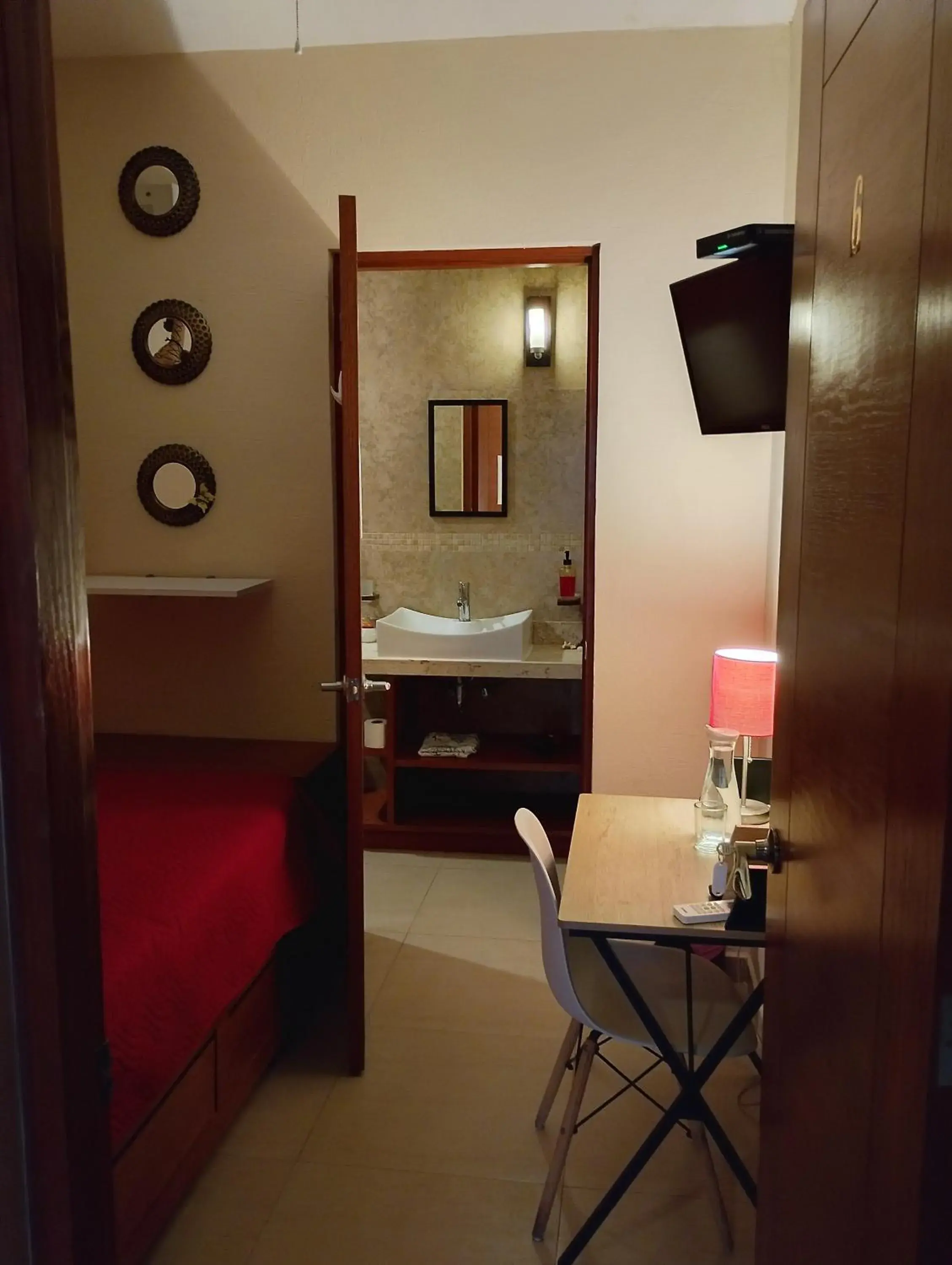 Small Single Room - single occupancy in Bed and Breakfast Pecarí Small Single Room - single occupancy in Bed and Breakfast Pecarí