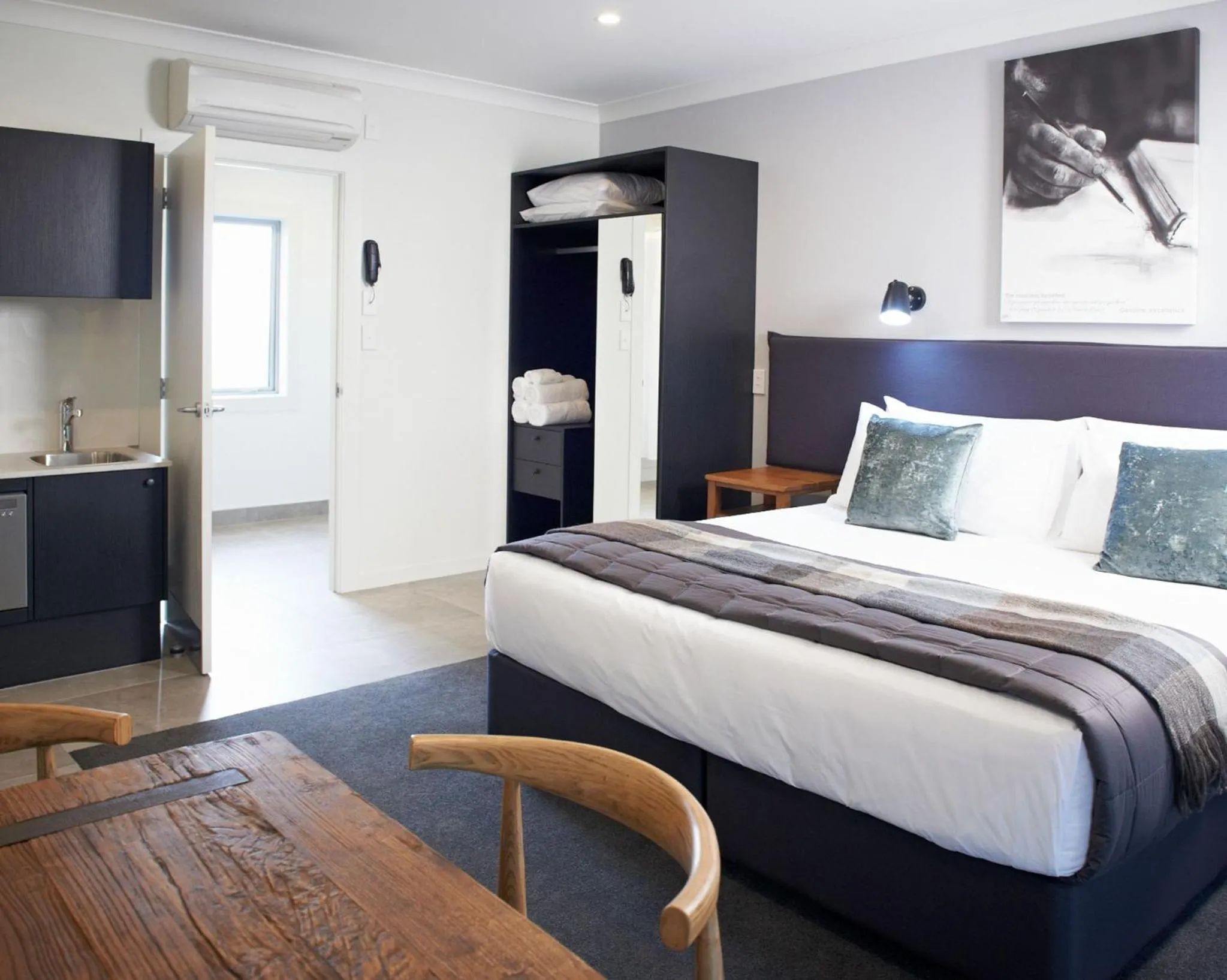 Bed in Kelly Rd Cambridge Lodge