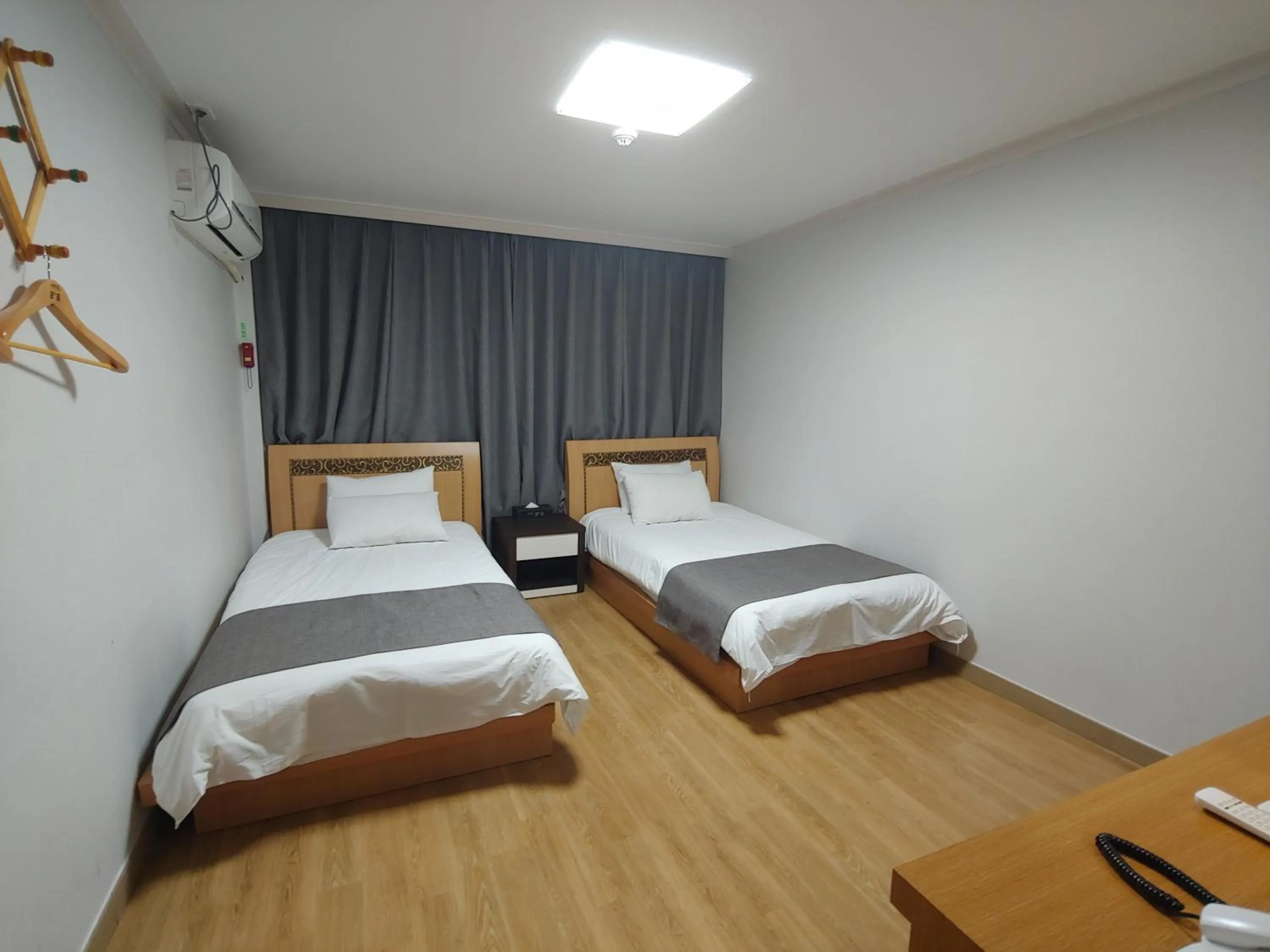 Bed in Gallery Hotel BnB