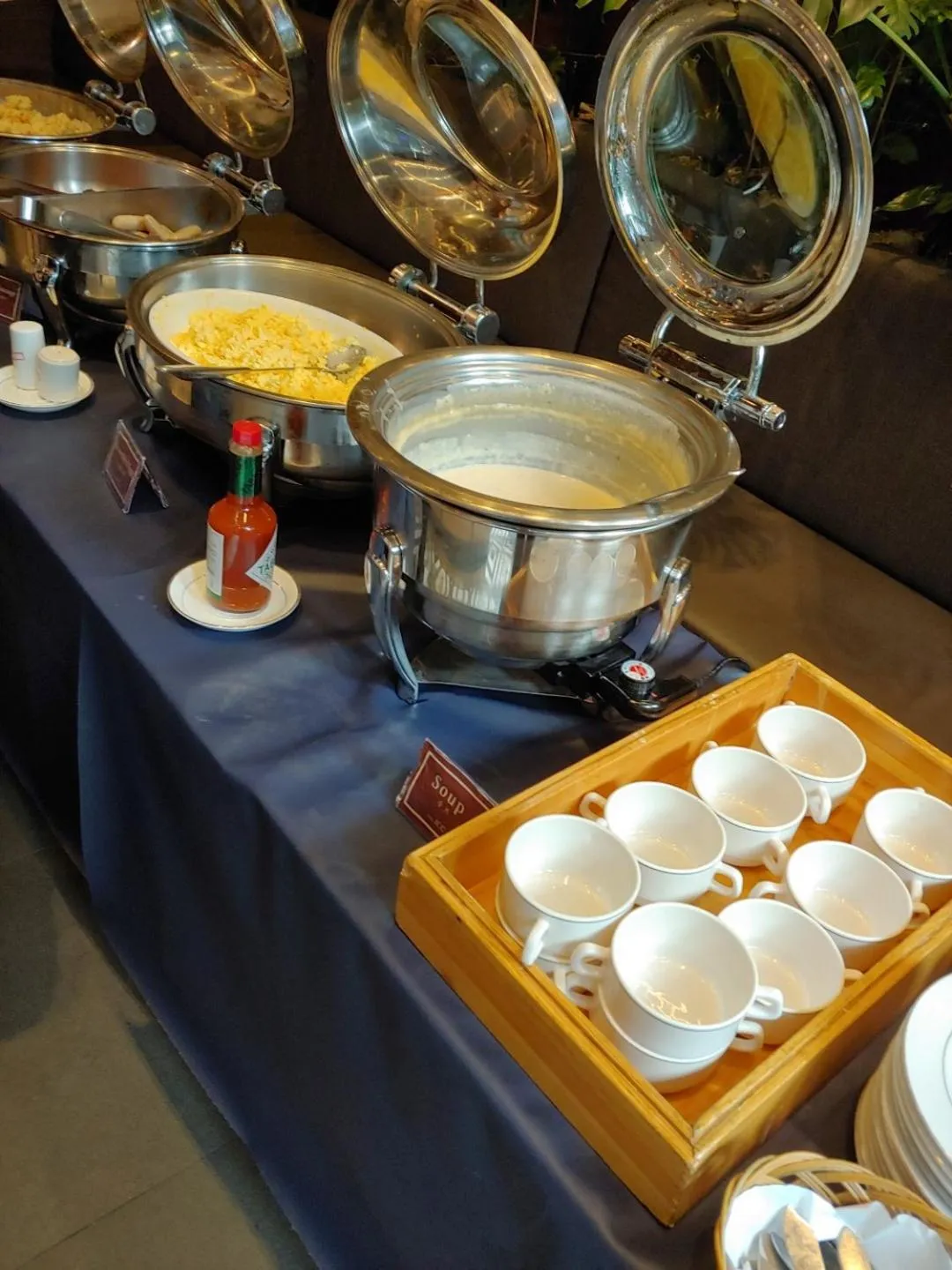 American breakfast in Hotel Icc