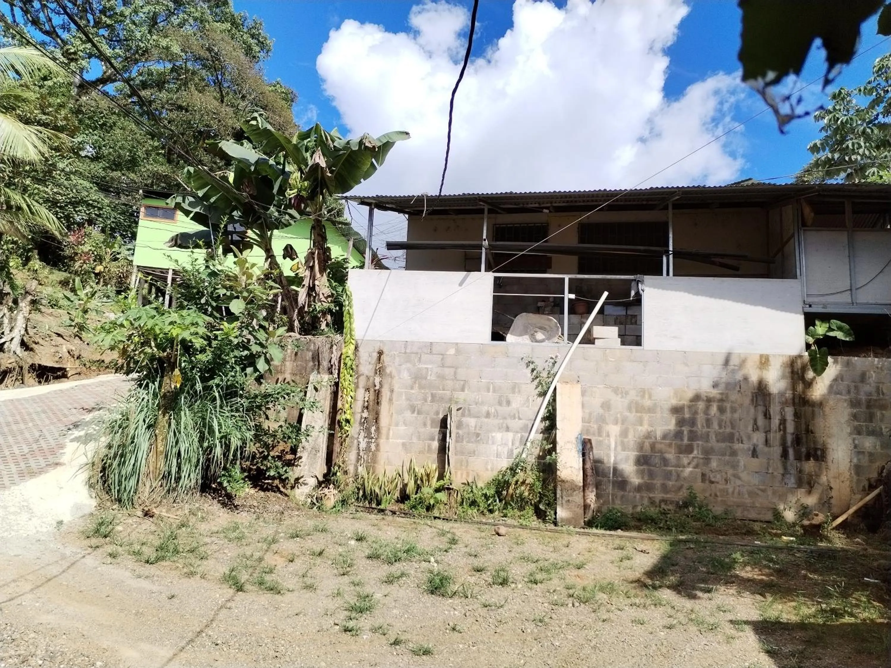 Parking in Osa House - Drake Bay