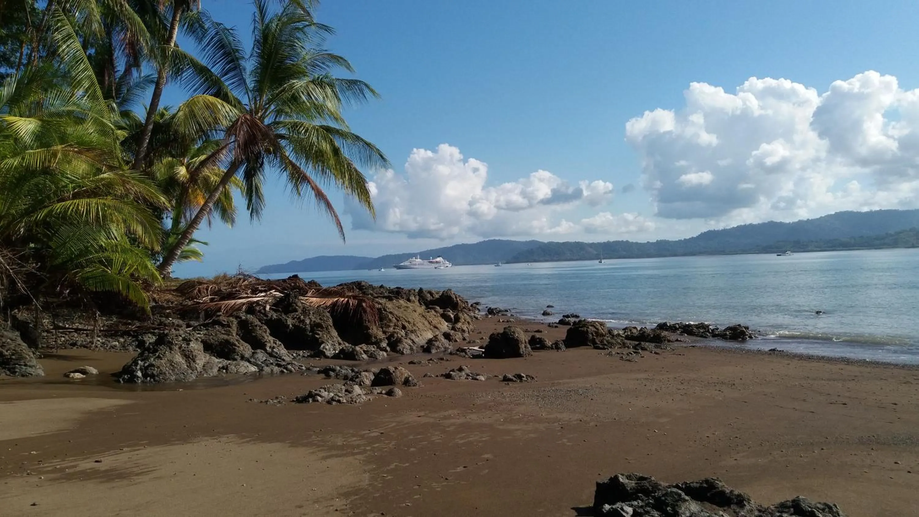Fishing in Osa House - Drake Bay