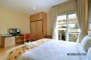 Bed in Mutiara Suites