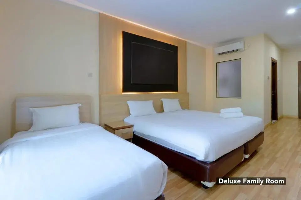 Deluxe Family Room in Mutiara Suites Deluxe Family Room in Mutiara Suites