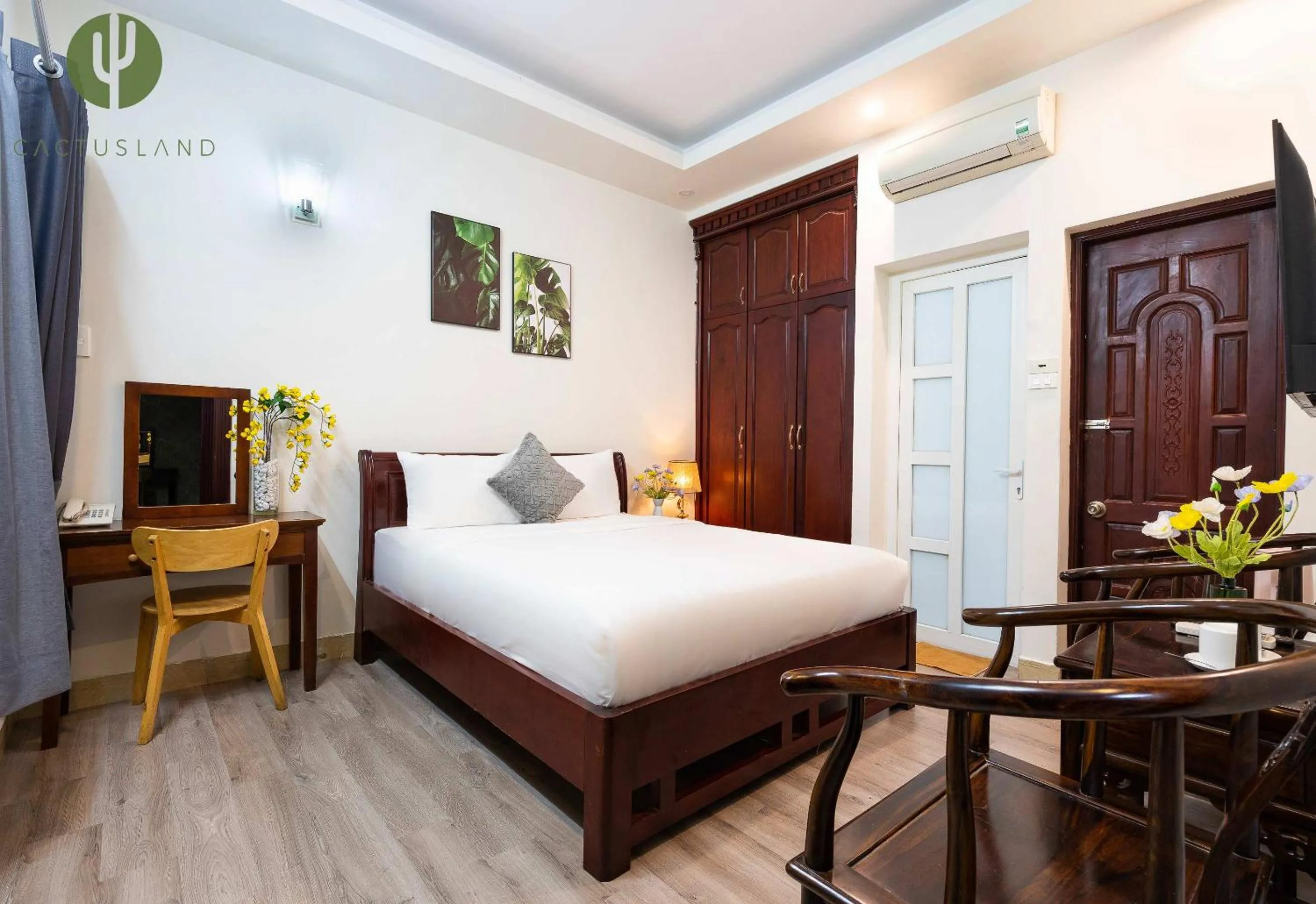 Photo of the whole room, Bed in Cactusland Hotel Tan Binh Near T3 Station